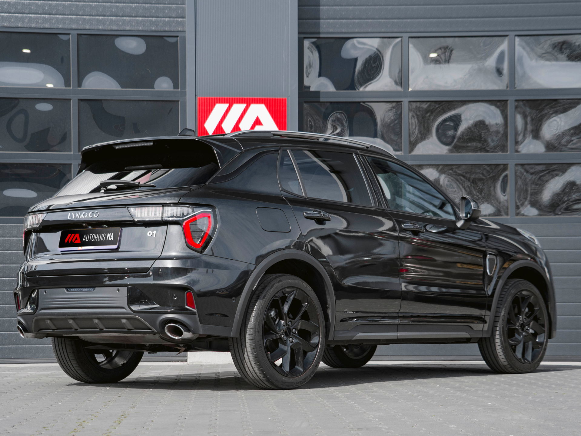 Foto van Lynk&co LYNK & Co 01