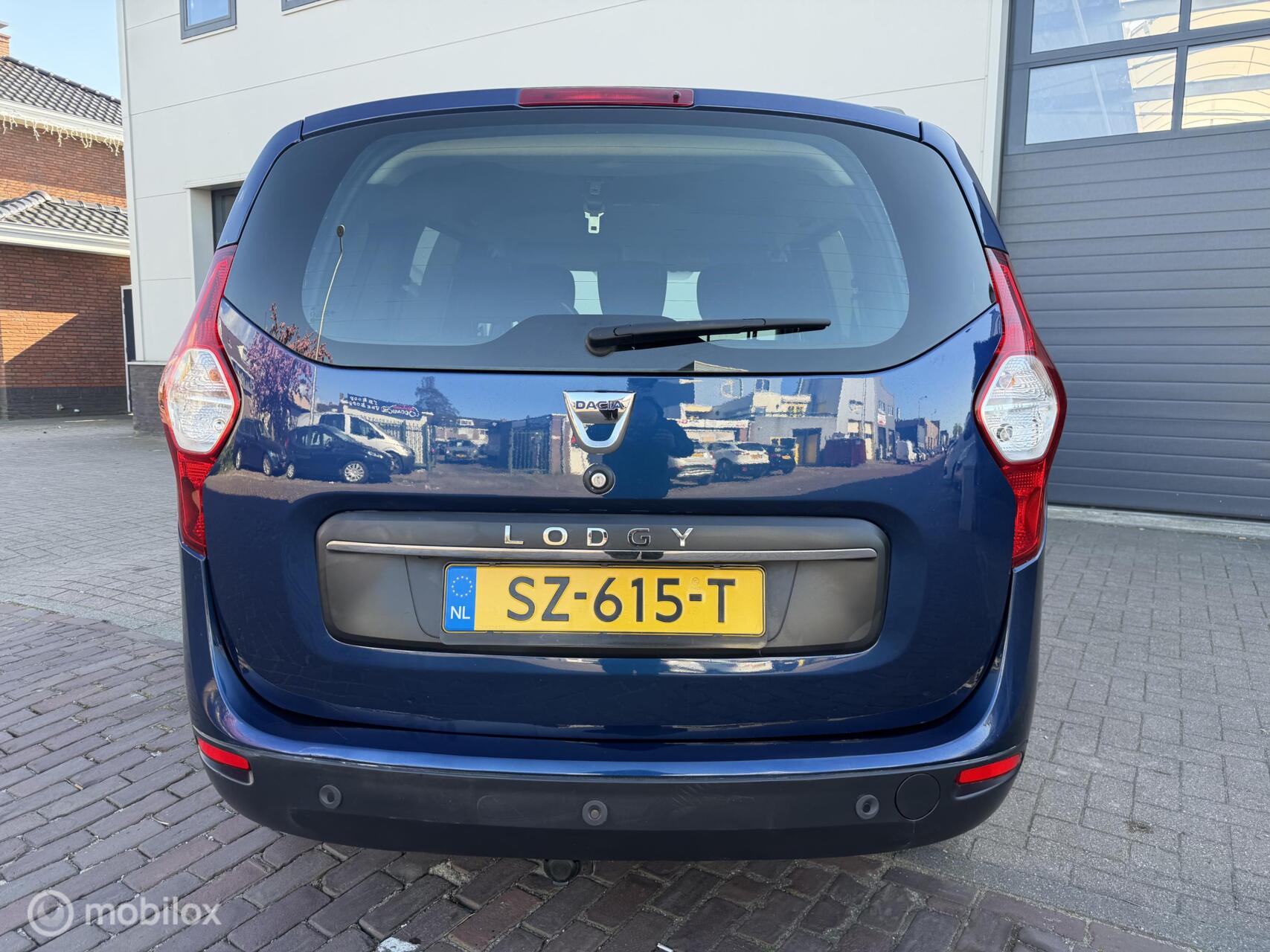 Foto van Dacia Lodgy
