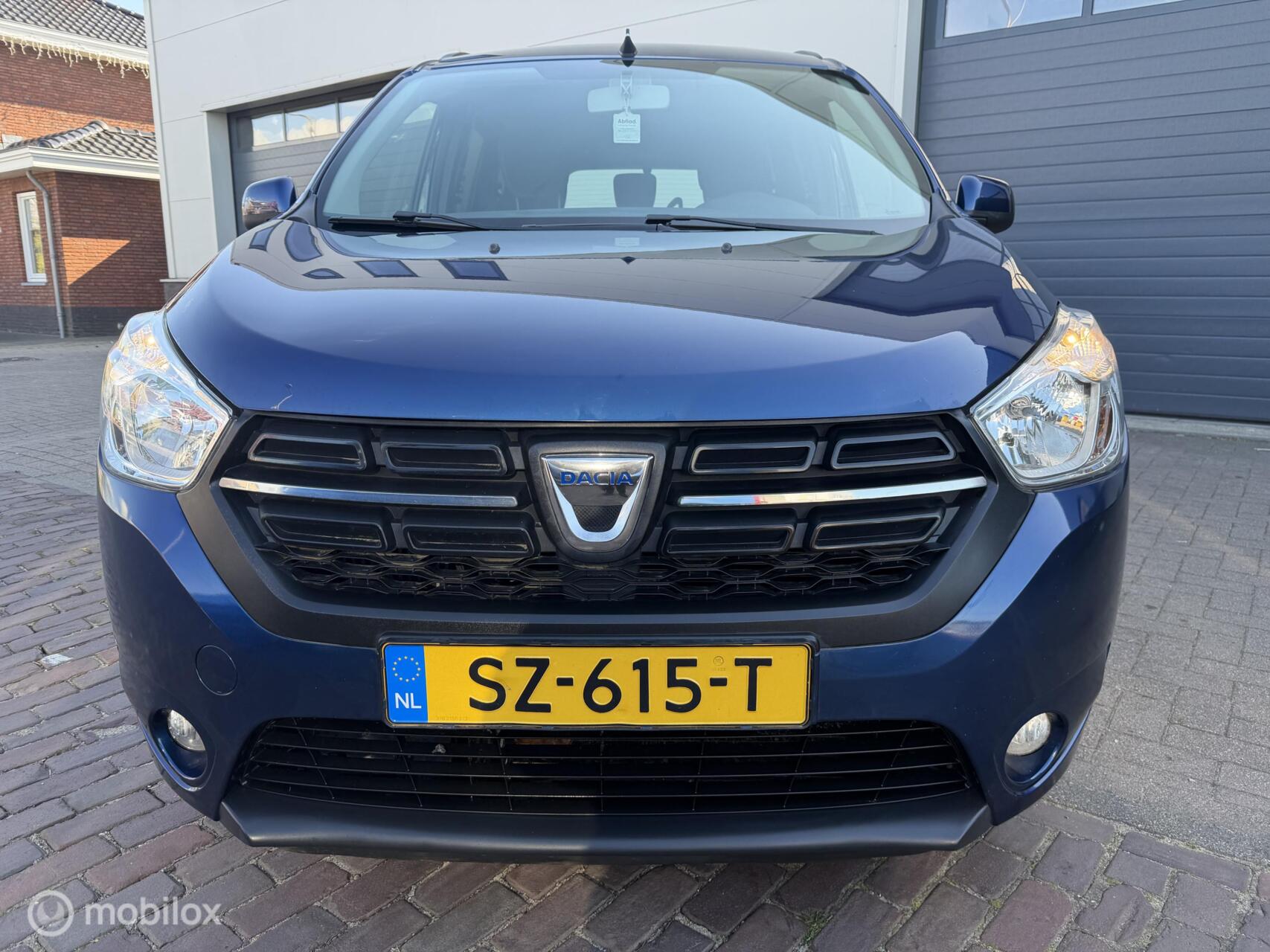 Foto van Dacia Lodgy