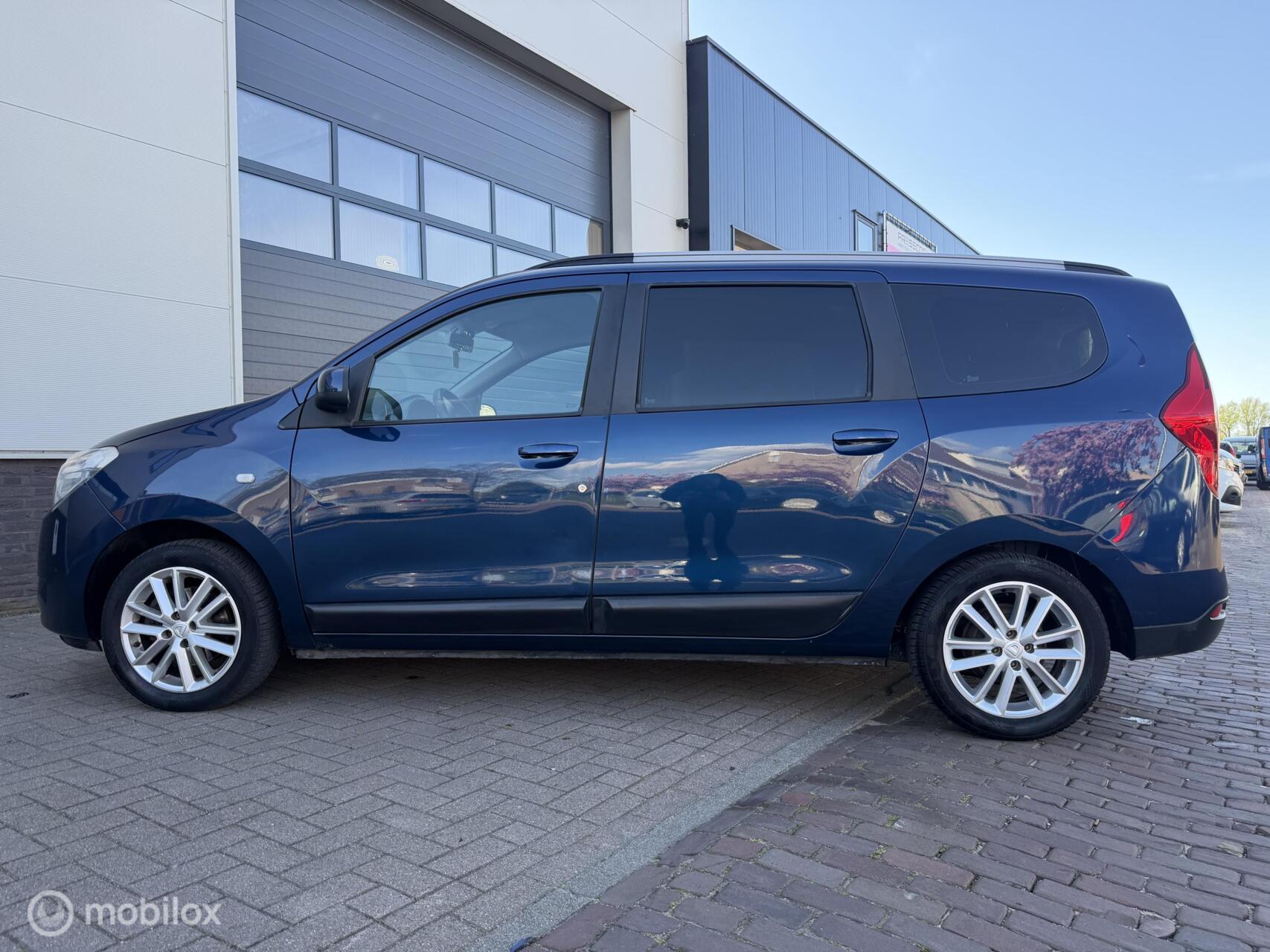 Foto van Dacia Lodgy