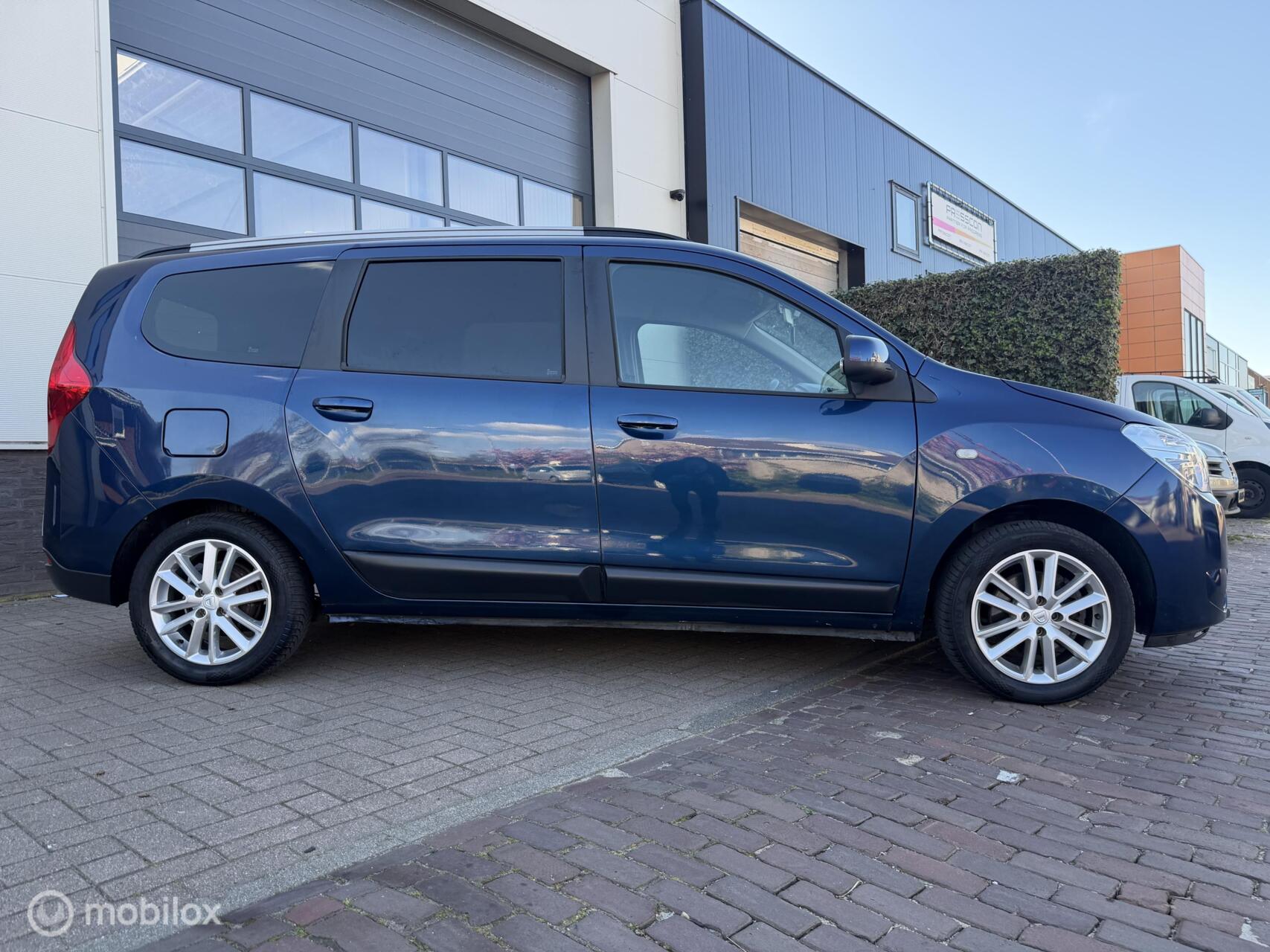 Foto van Dacia Lodgy
