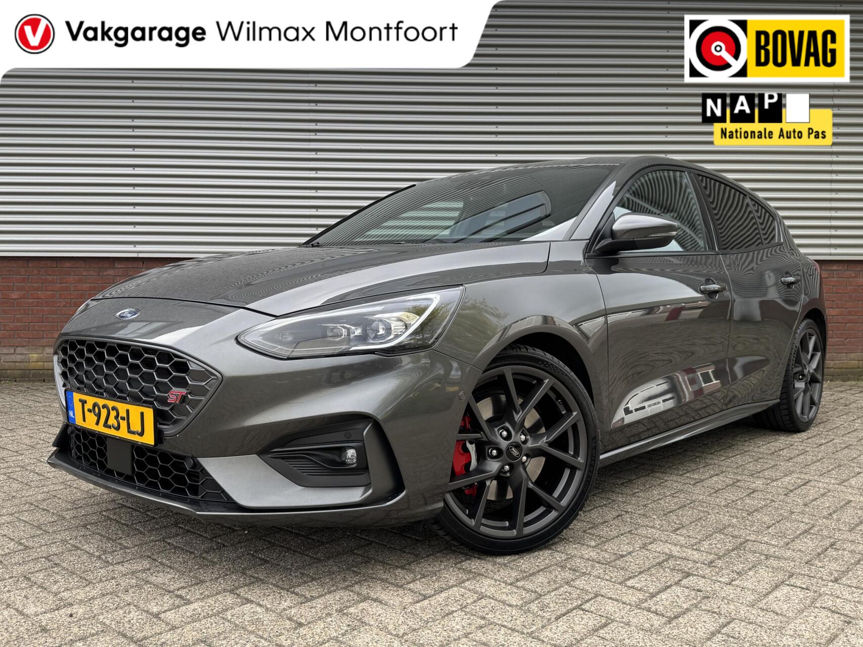 Ford Focus 2.3 EcoBoost ST-X|ACC|B&O|Winterpack|Camera|Trekhaak|BLIS|Keyless|Carplay| 2020 - voorkant