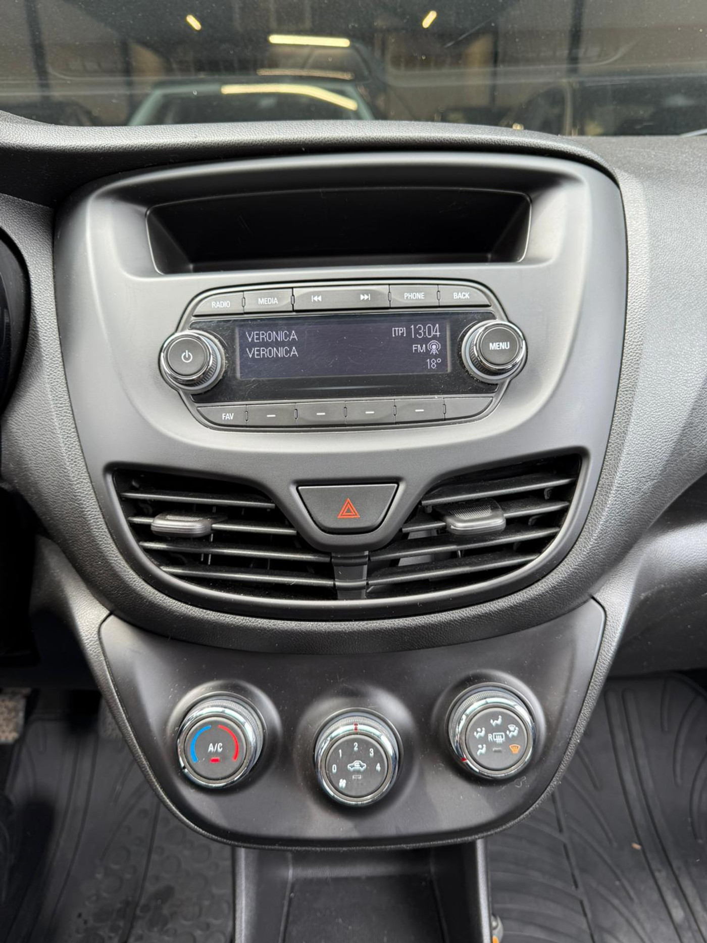Foto van Opel Karl