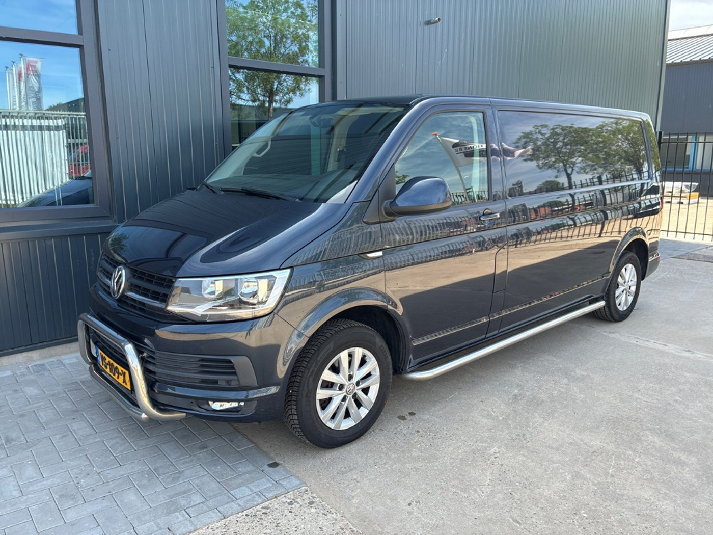 Foto van VOLKSWAGEN TRANSPORTER