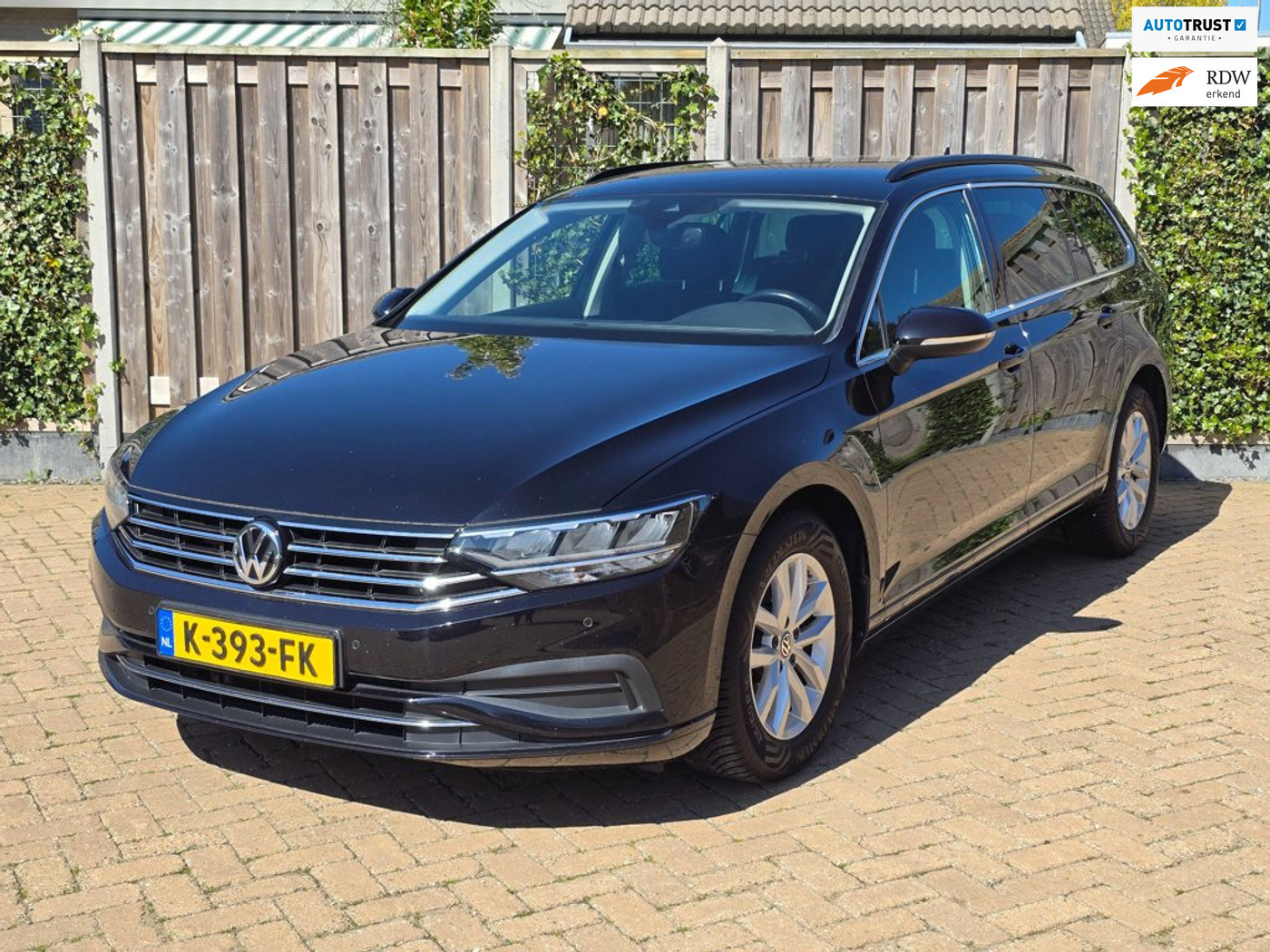 Volkswagen Passat 1.5 TSI Elegance Business R 2020 - voorkant