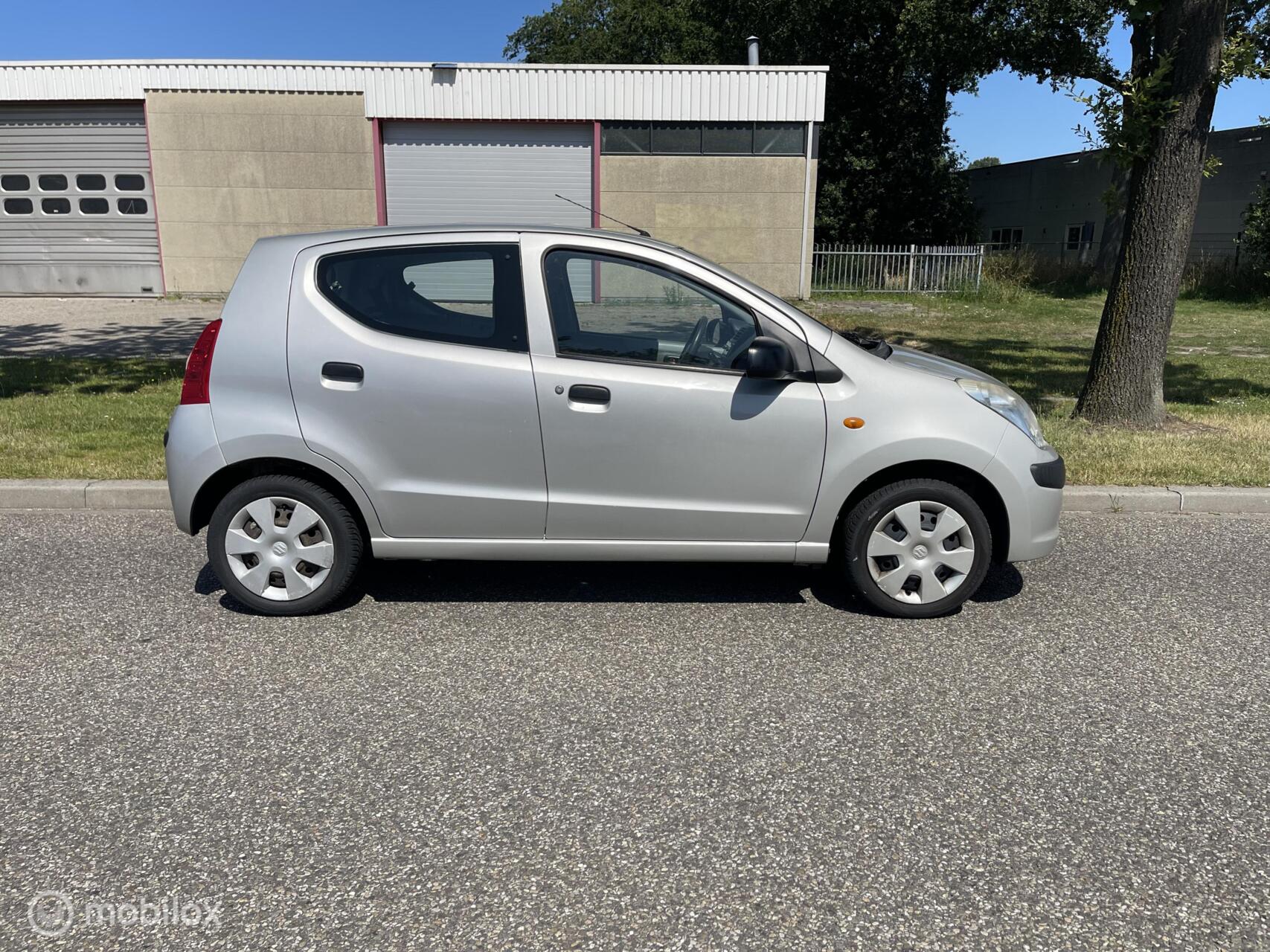 Foto van Nissan Nissan Pixo