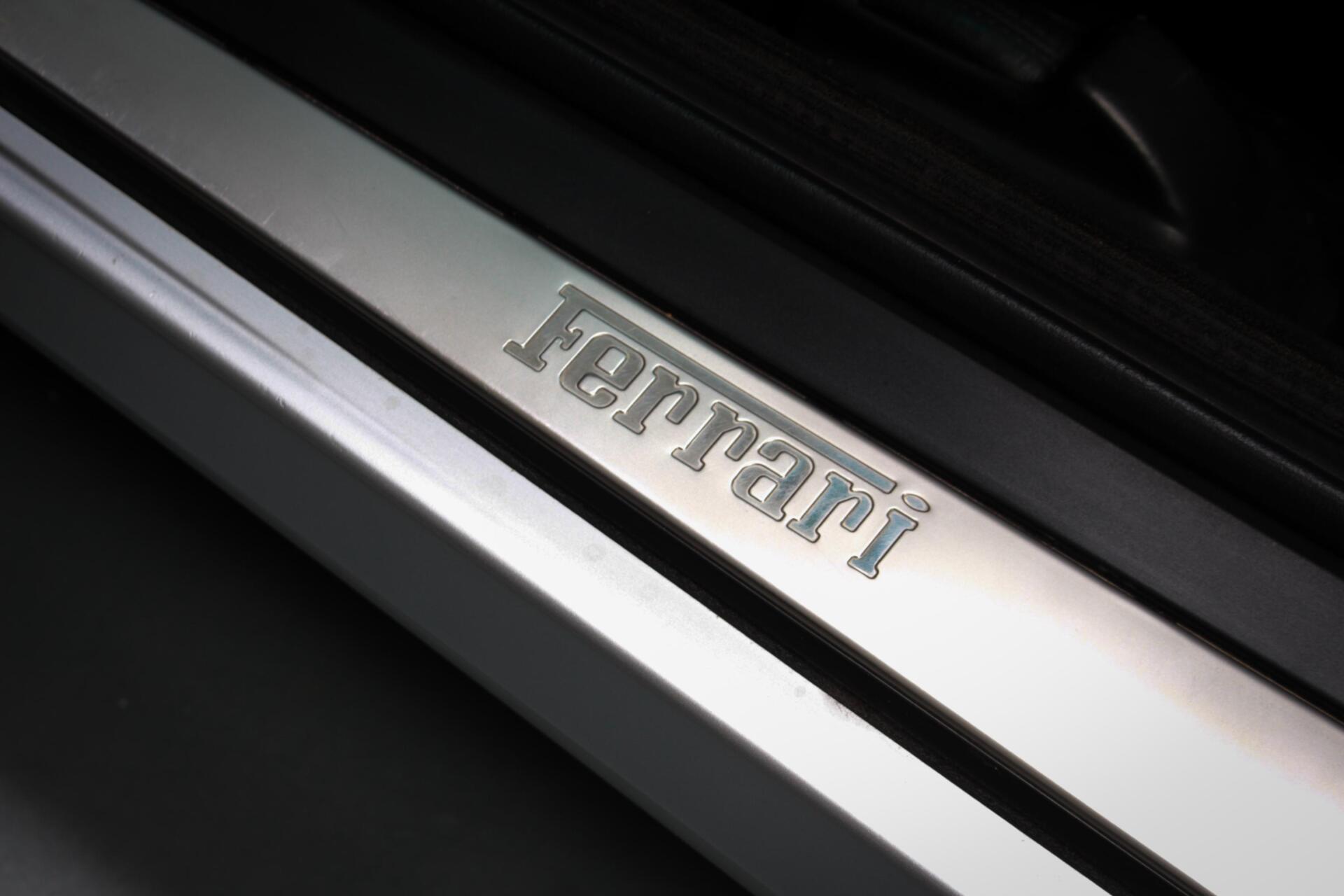 Foto van Ferrari 550