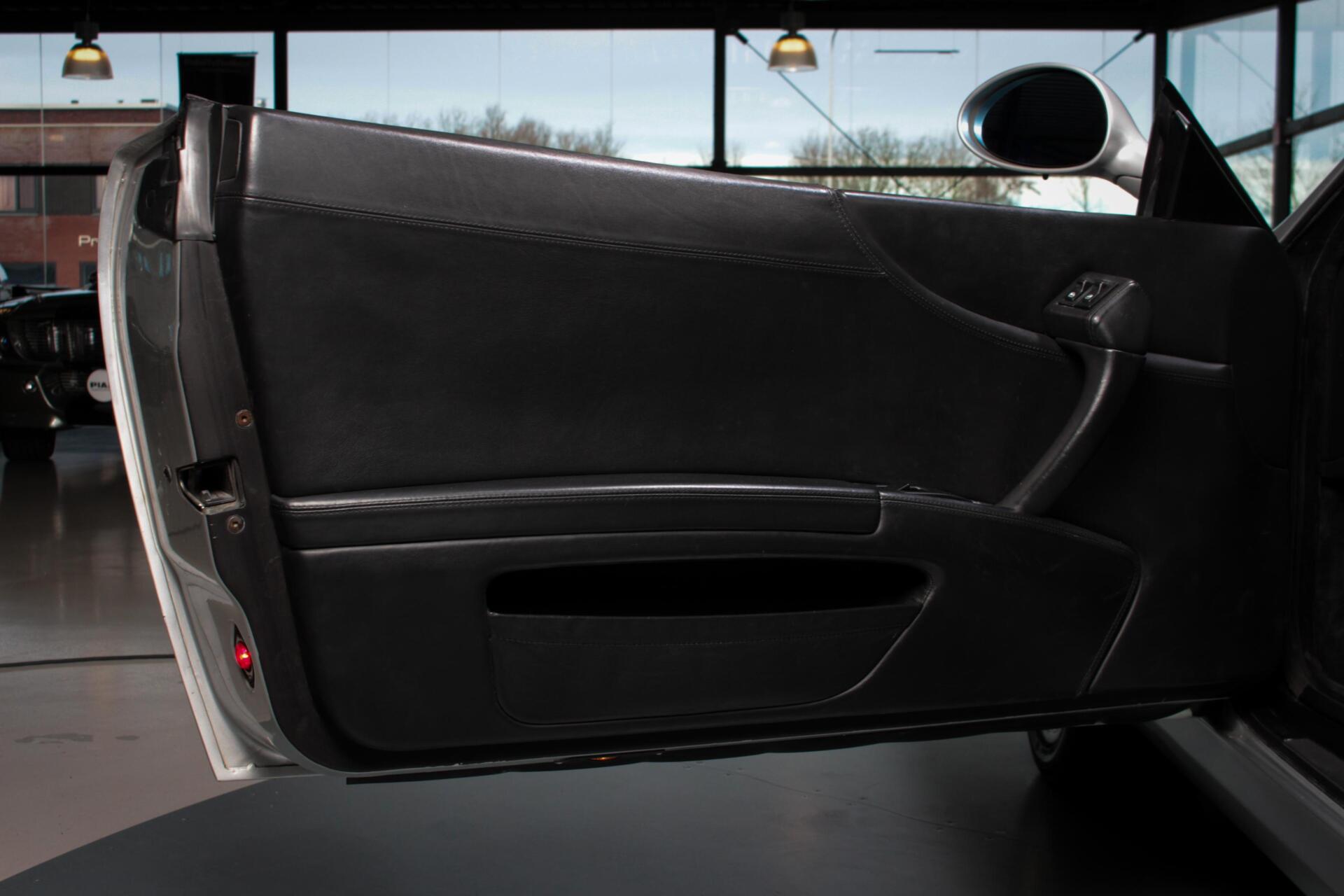 Foto van Ferrari 550