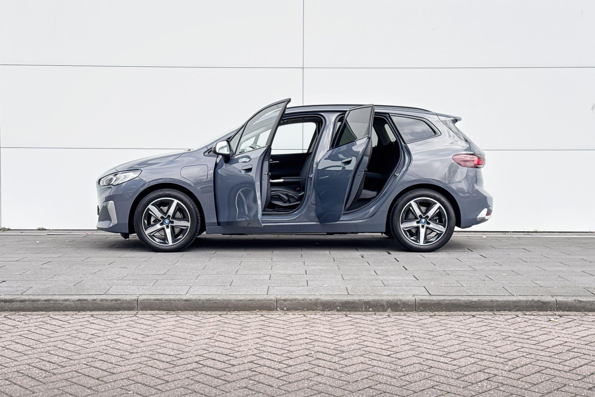 Foto van BMW 225e xDrive Active Tourer