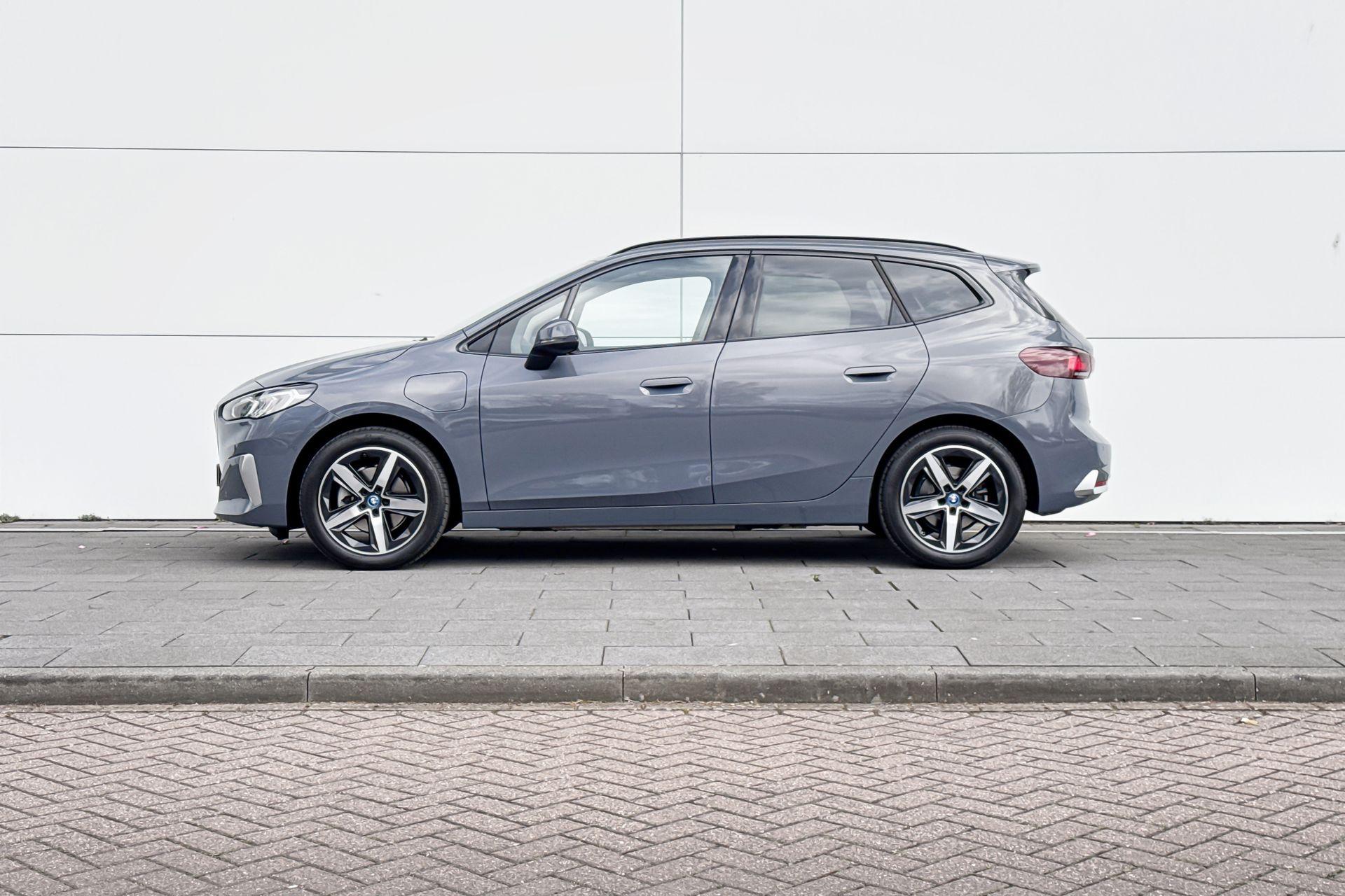 Foto van BMW 225e xDrive Active Tourer