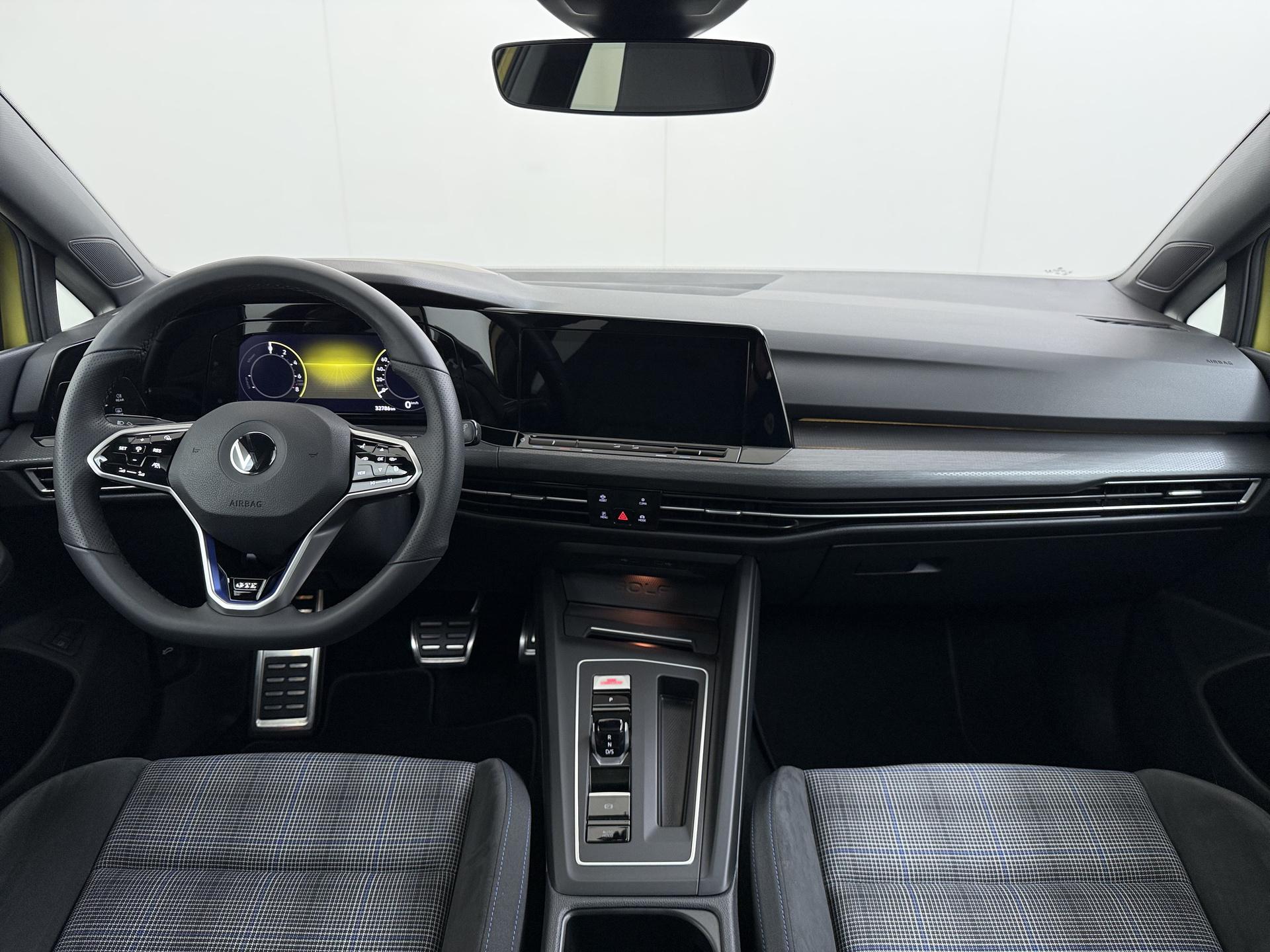Foto van Volkswagen Golf GTE