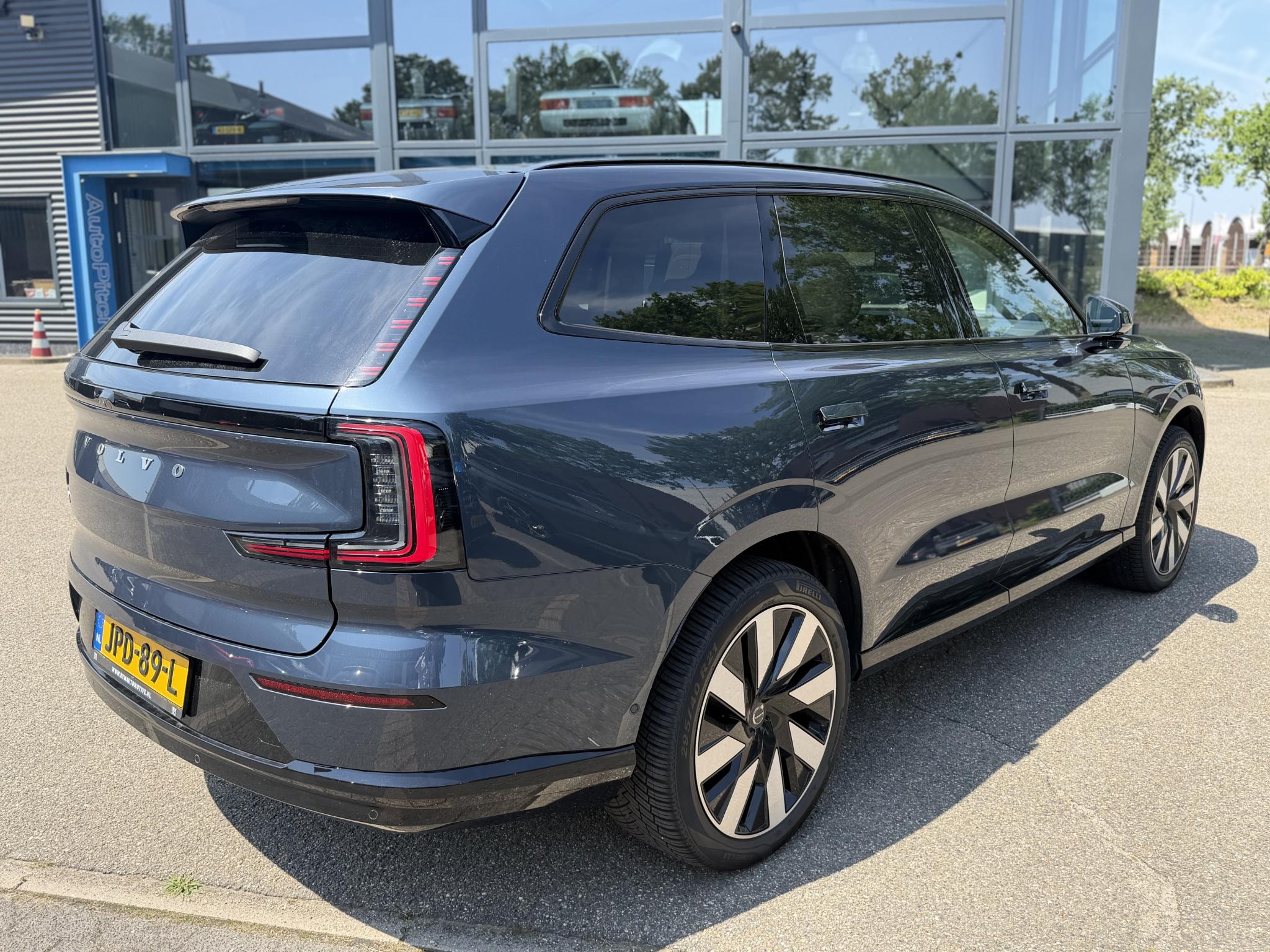 Foto van Volvo Ex90