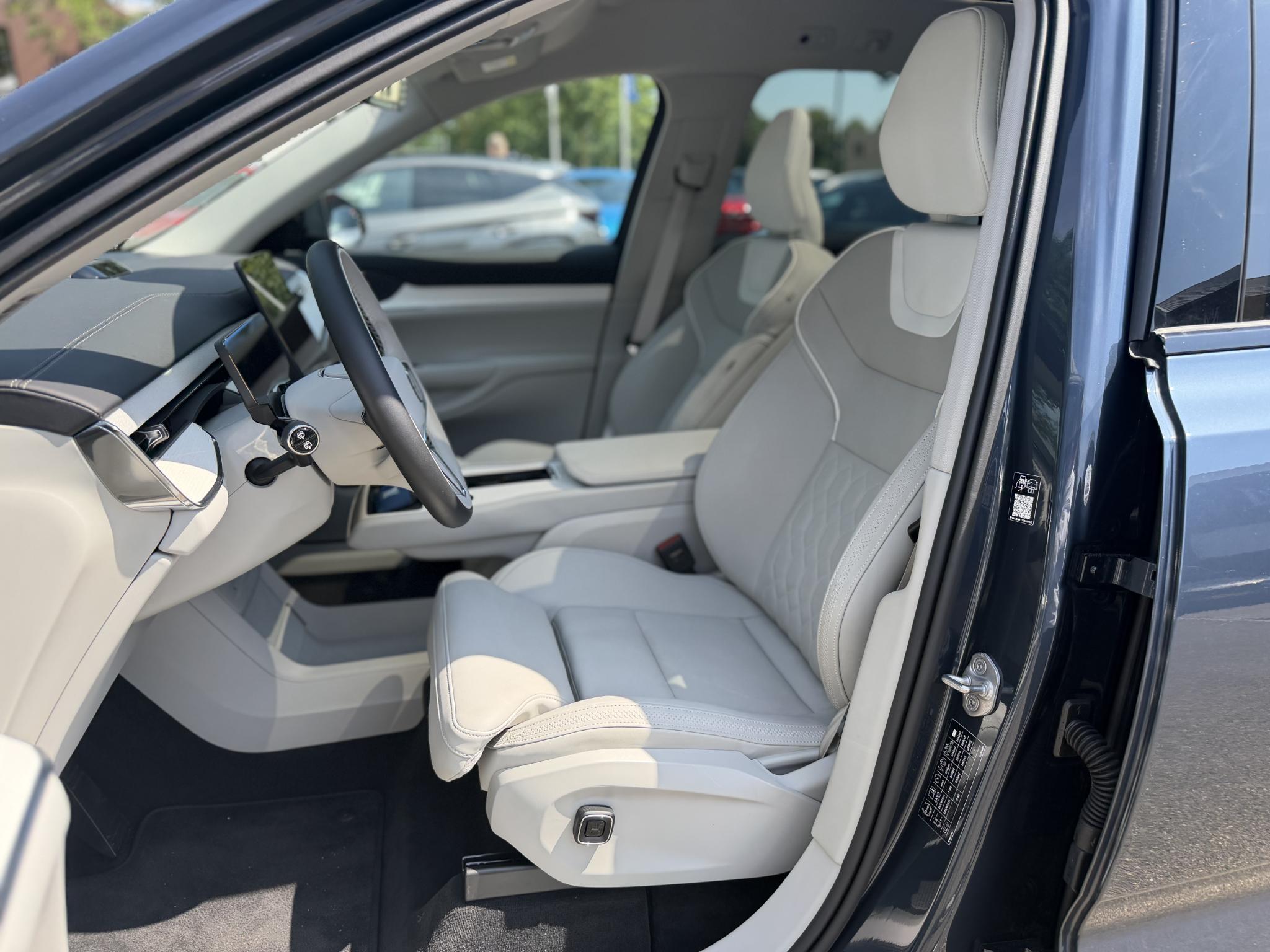 Foto van Volvo Ex90