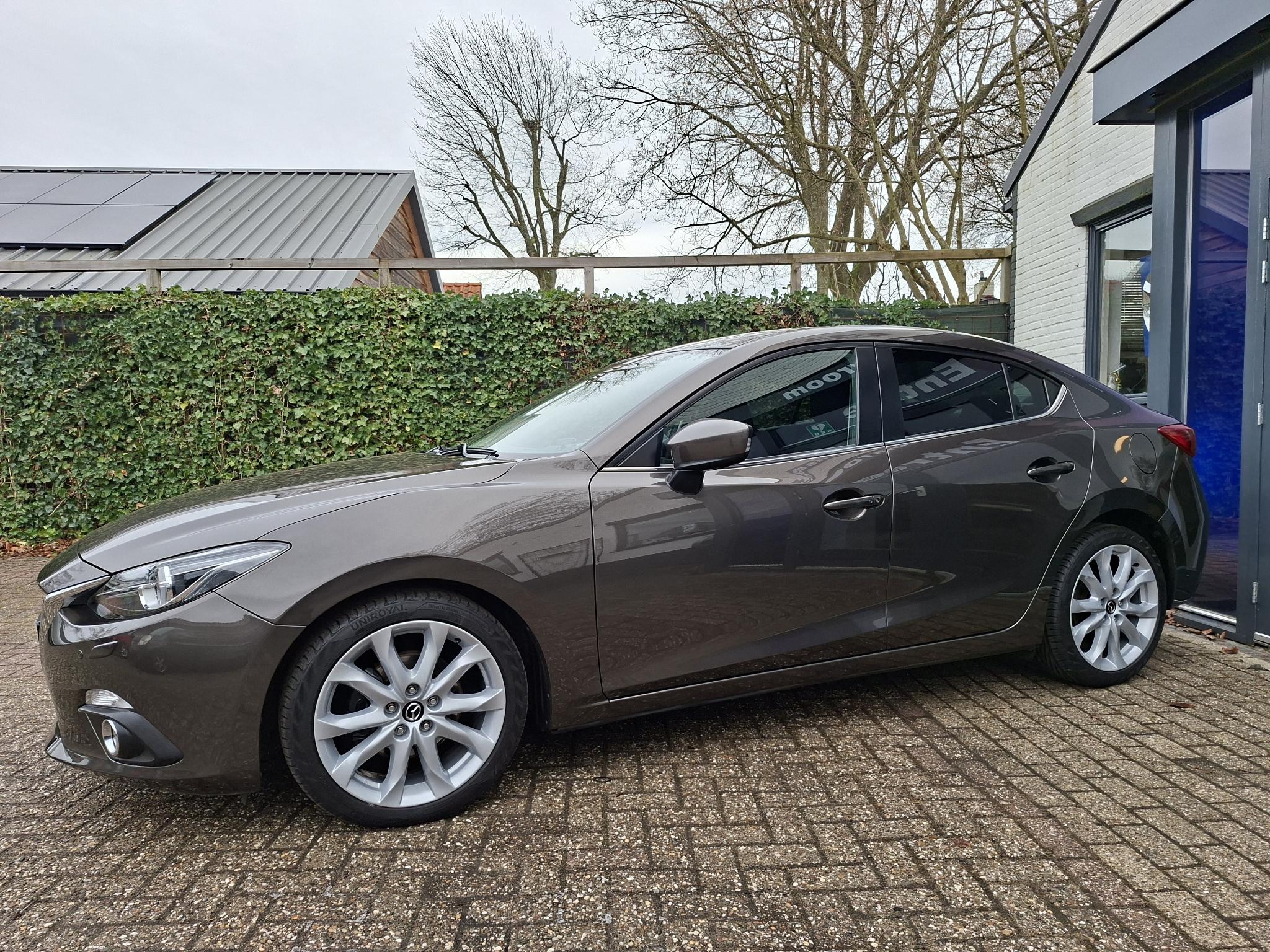 Mazda 3 2.0 GT-M 2016 - voorkant