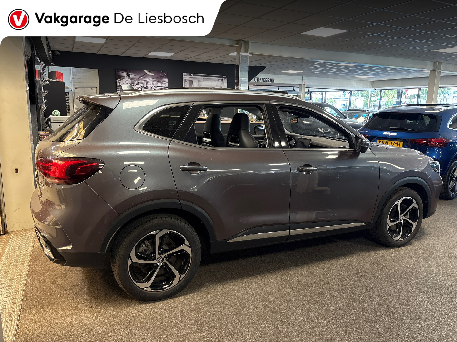 Foto van MG MG Ehs Plug-in Hybrid