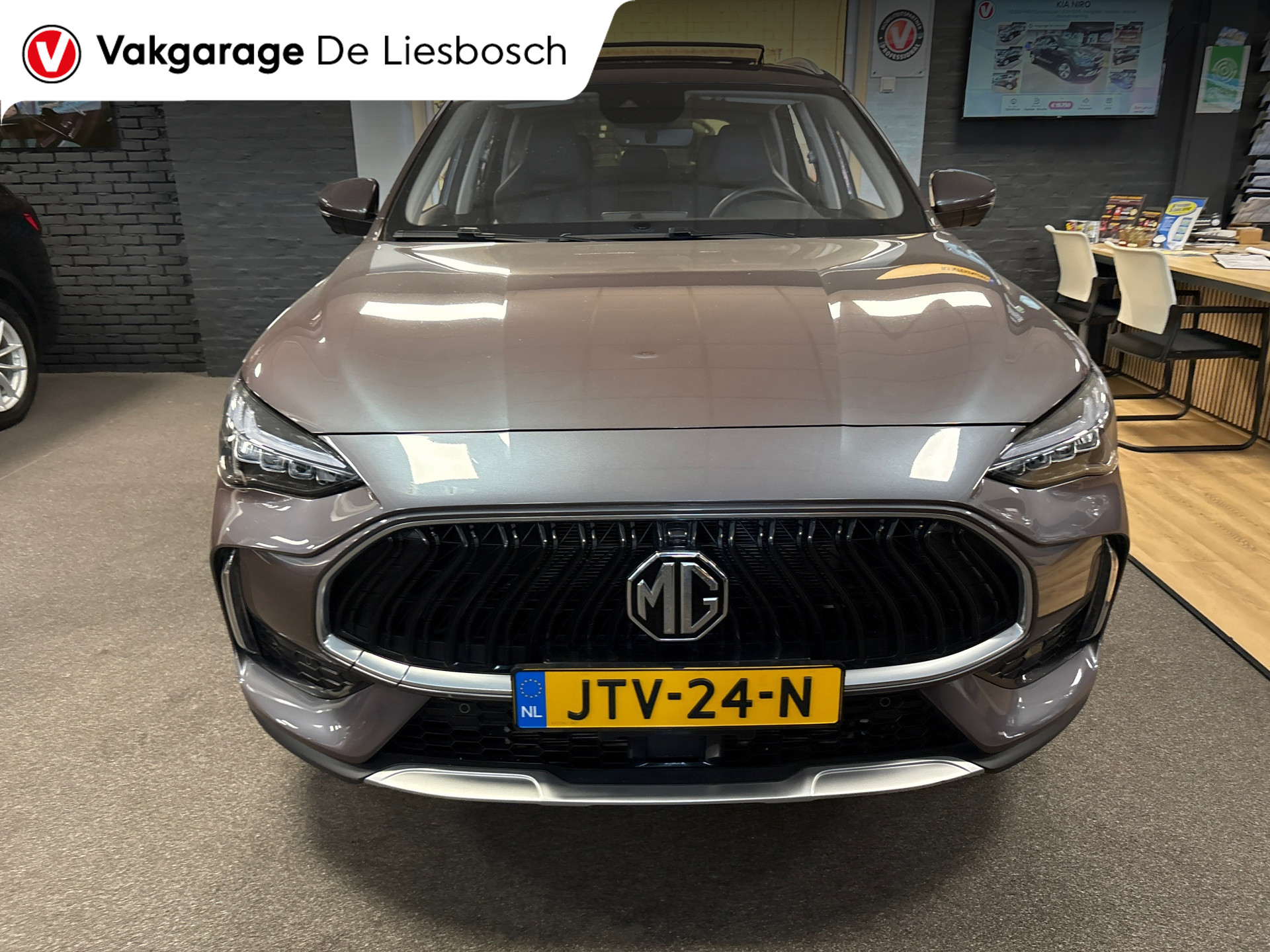 Foto van MG MG Ehs Plug-in Hybrid