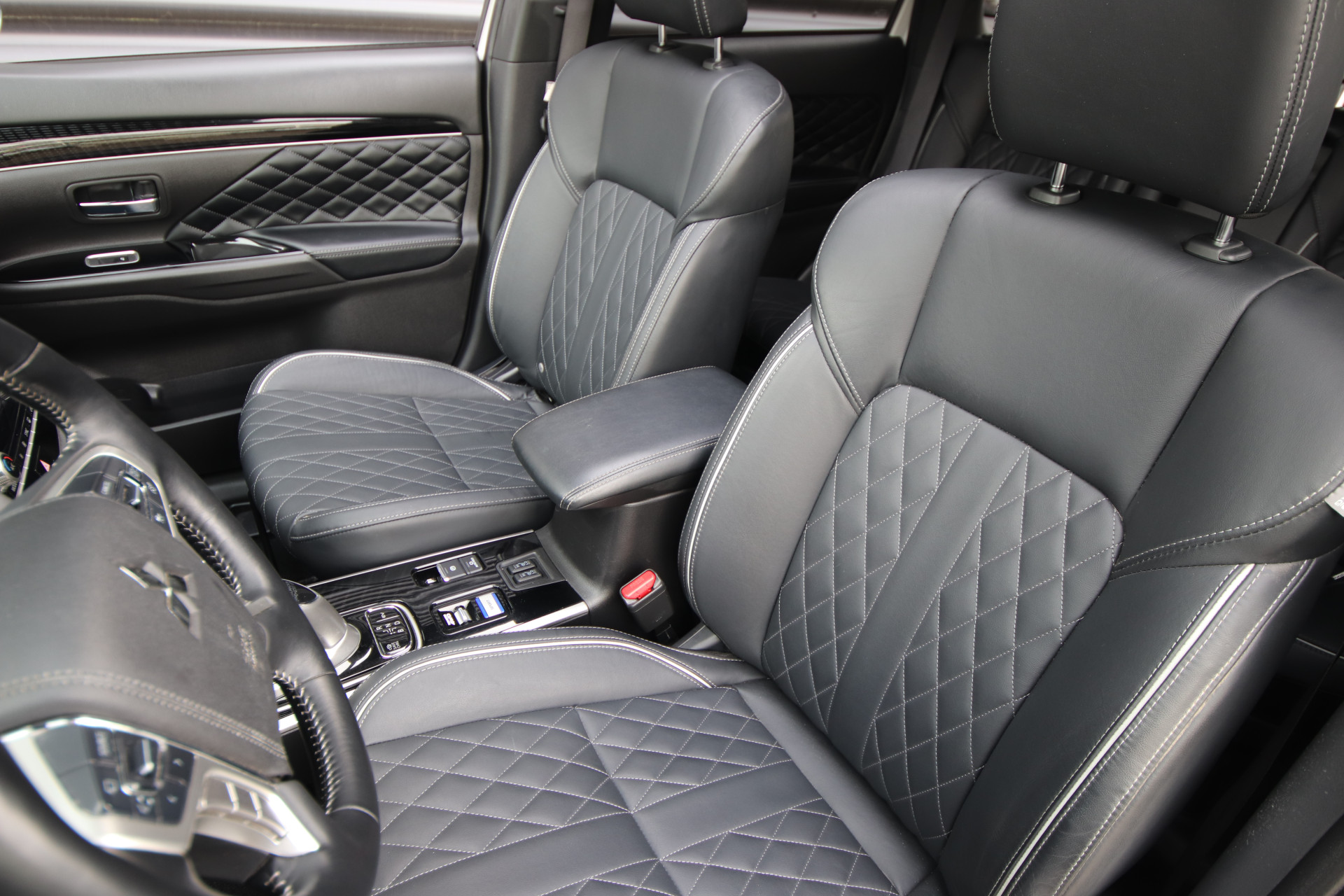 Foto van Mitsubishi Mitsubishi Outlander
