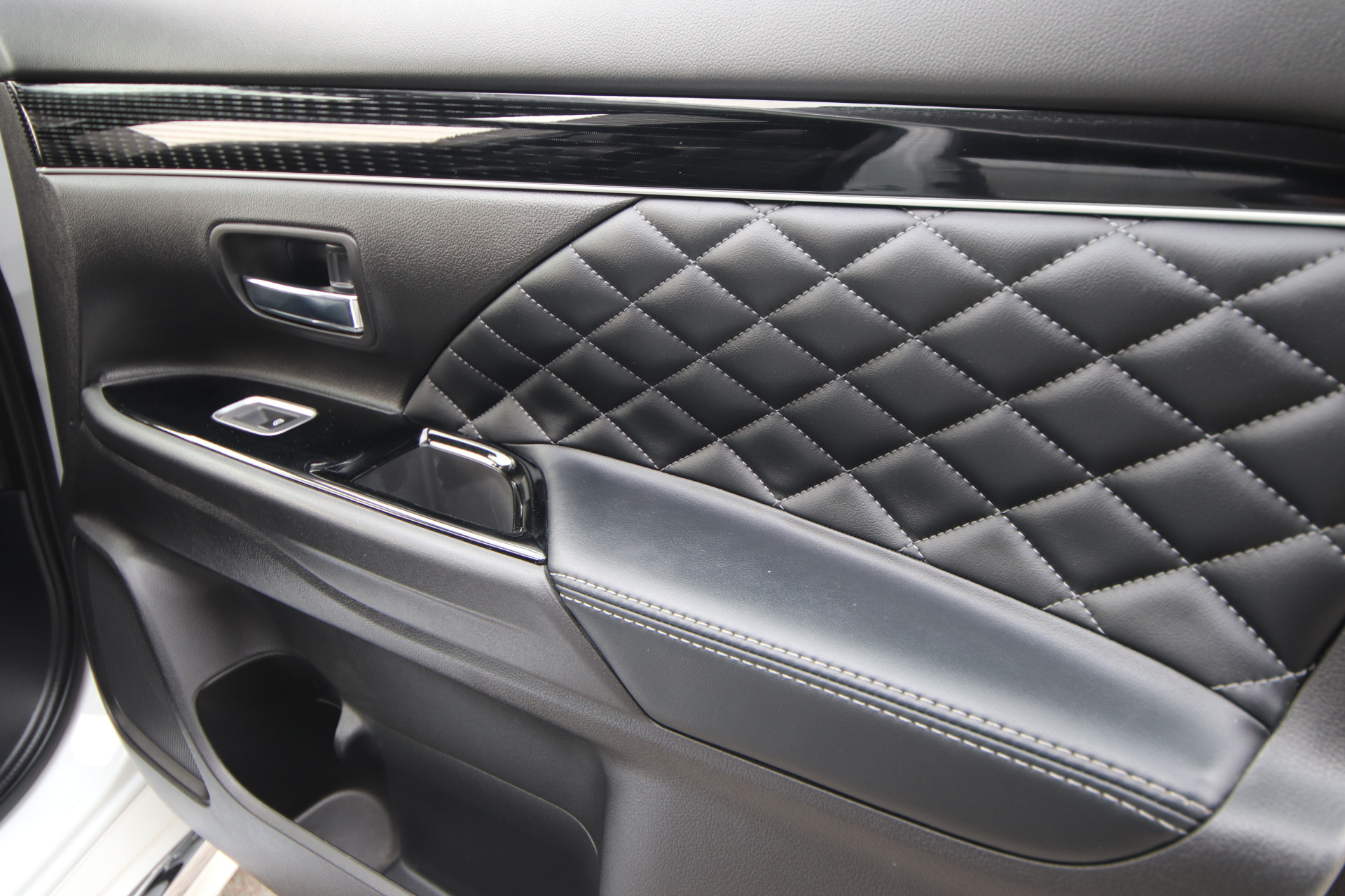 Foto van Mitsubishi Mitsubishi Outlander