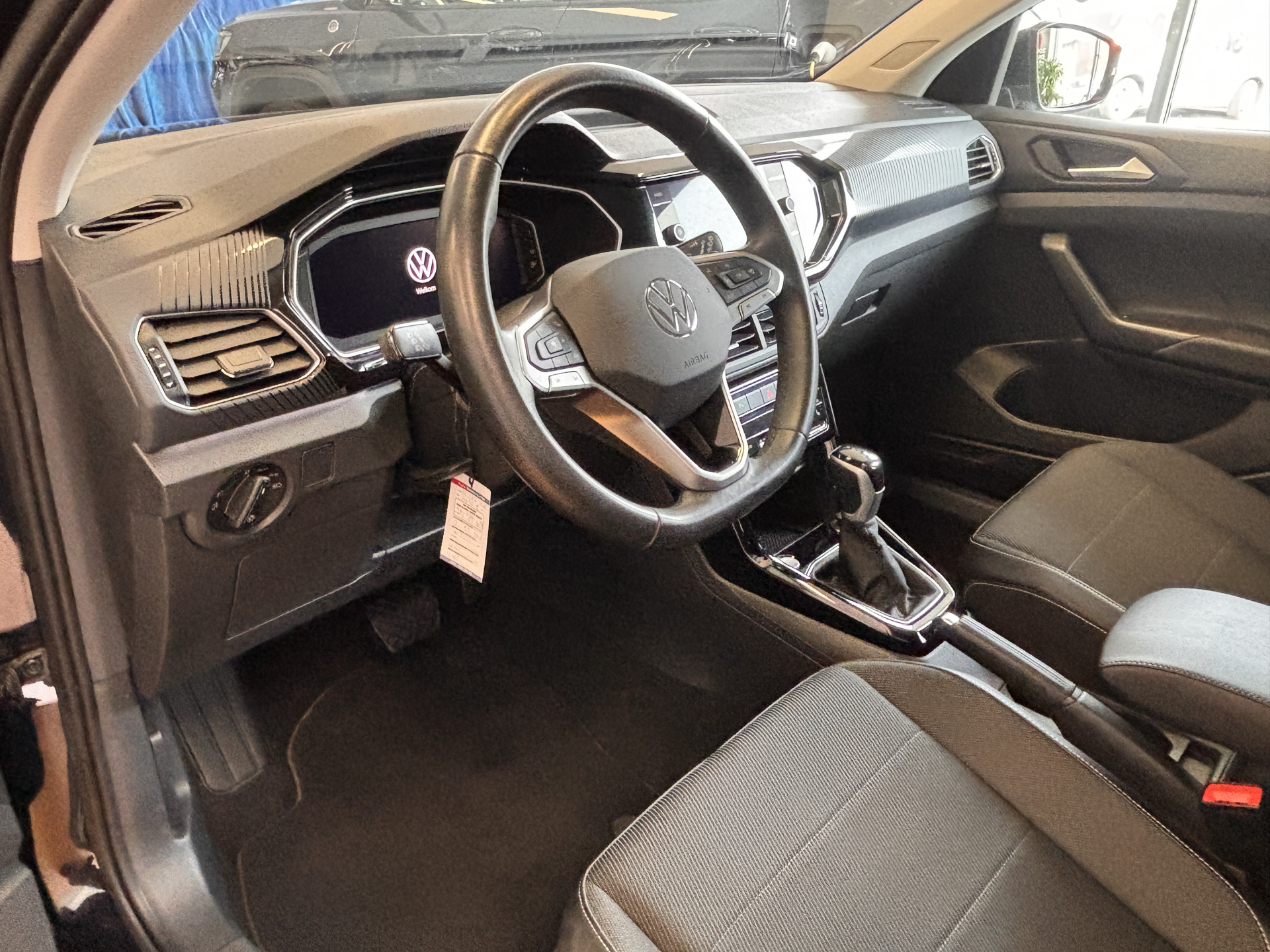 Foto van Volkswagen T-cross