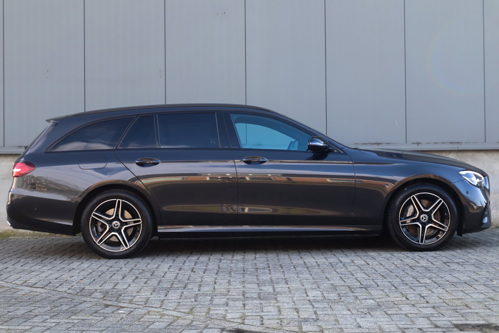 Foto van Mercedes-Benz E 300 E