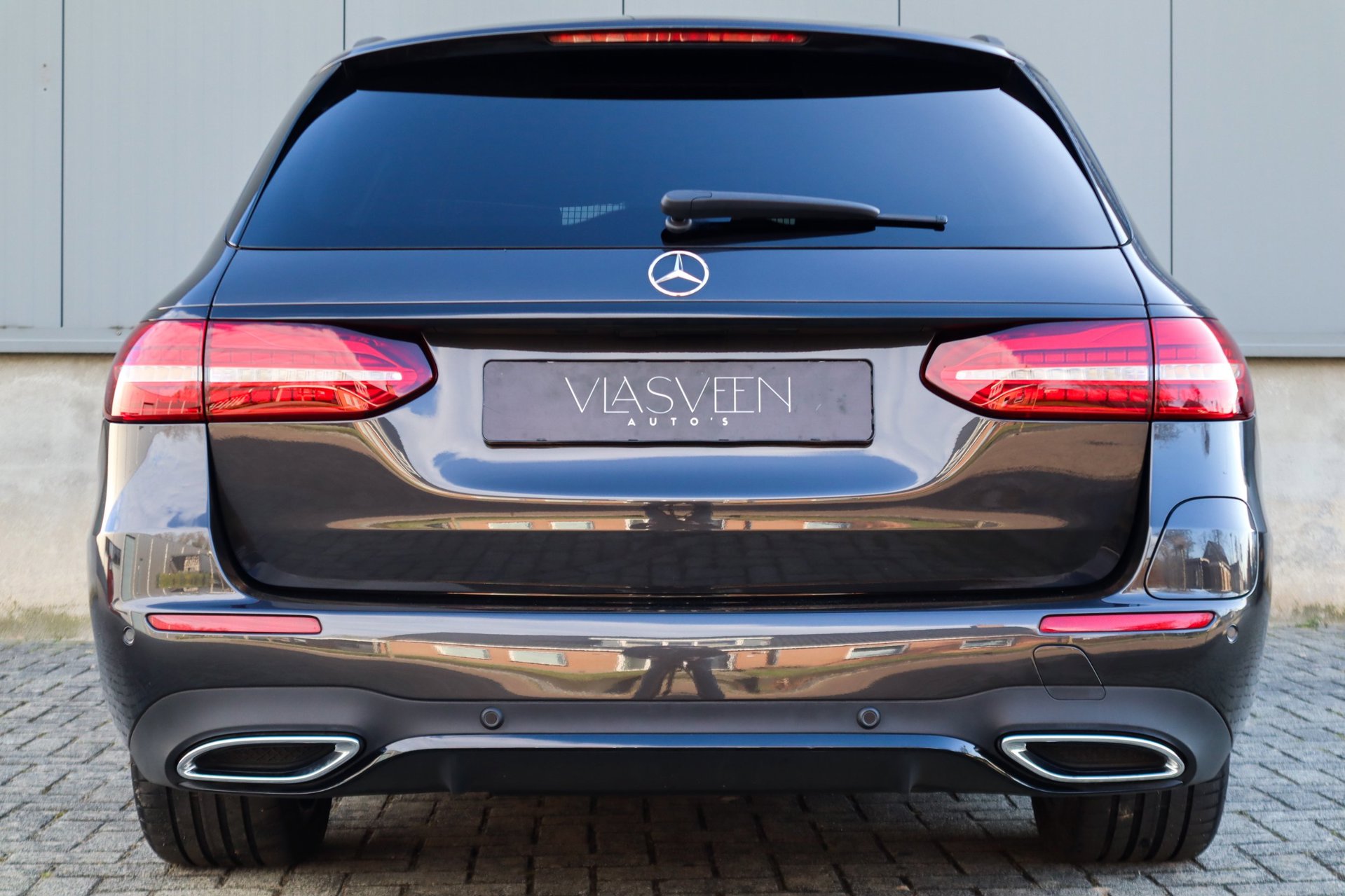 Foto van Mercedes-Benz E 300 E