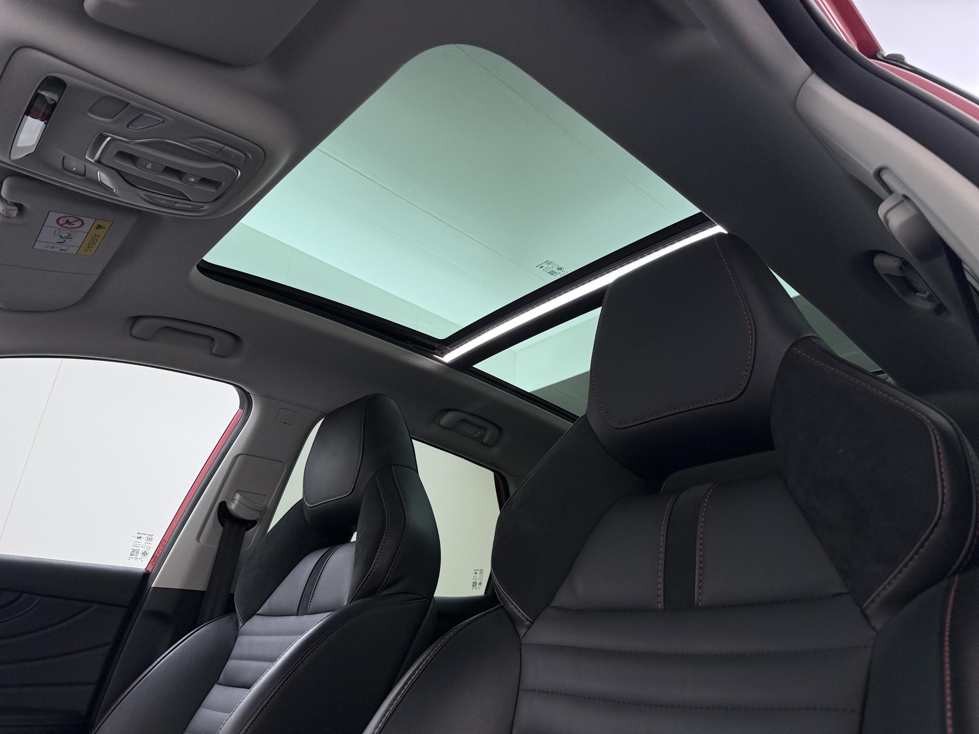 Foto van MG MG Ehs Plug-in Hybrid