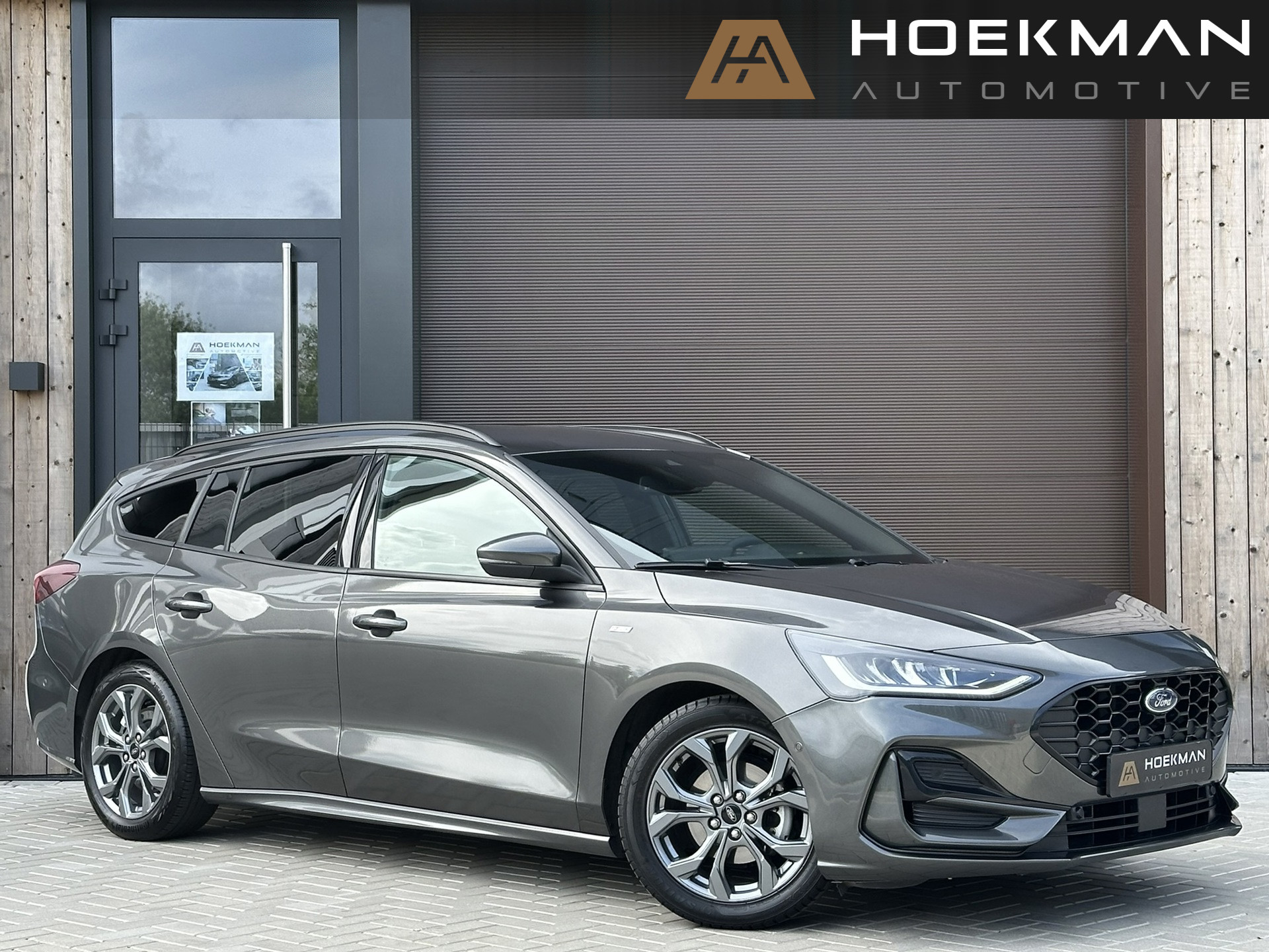 Ford Focus 1.0 EcoBoost Hybrid ST Line Automaat 155 PK | Winter Pack, Drive Assistance, Apple CarPlay, ACC, LED, Camera, 17” 2024 - voorkant