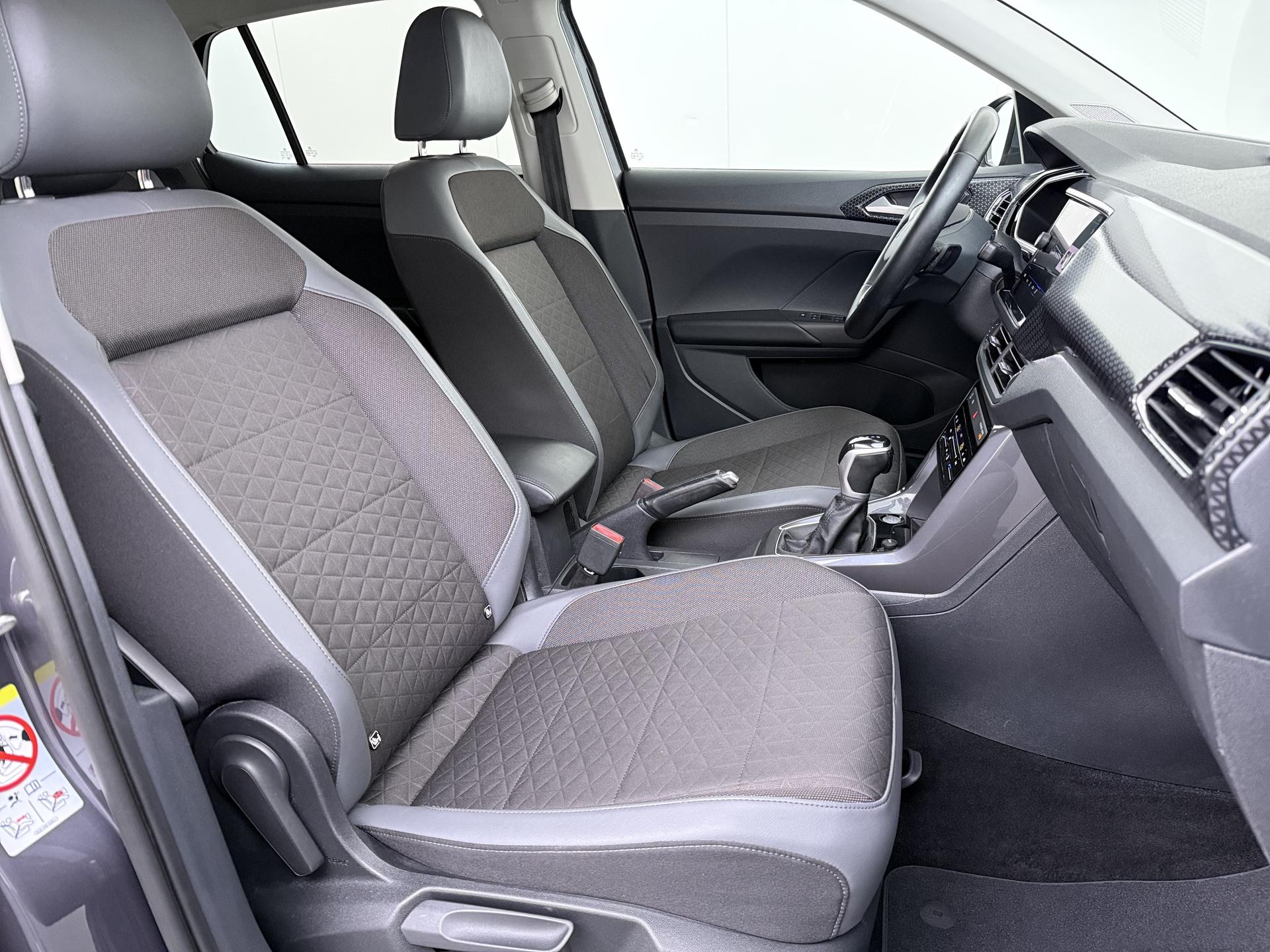 Foto van Volkswagen T-cross