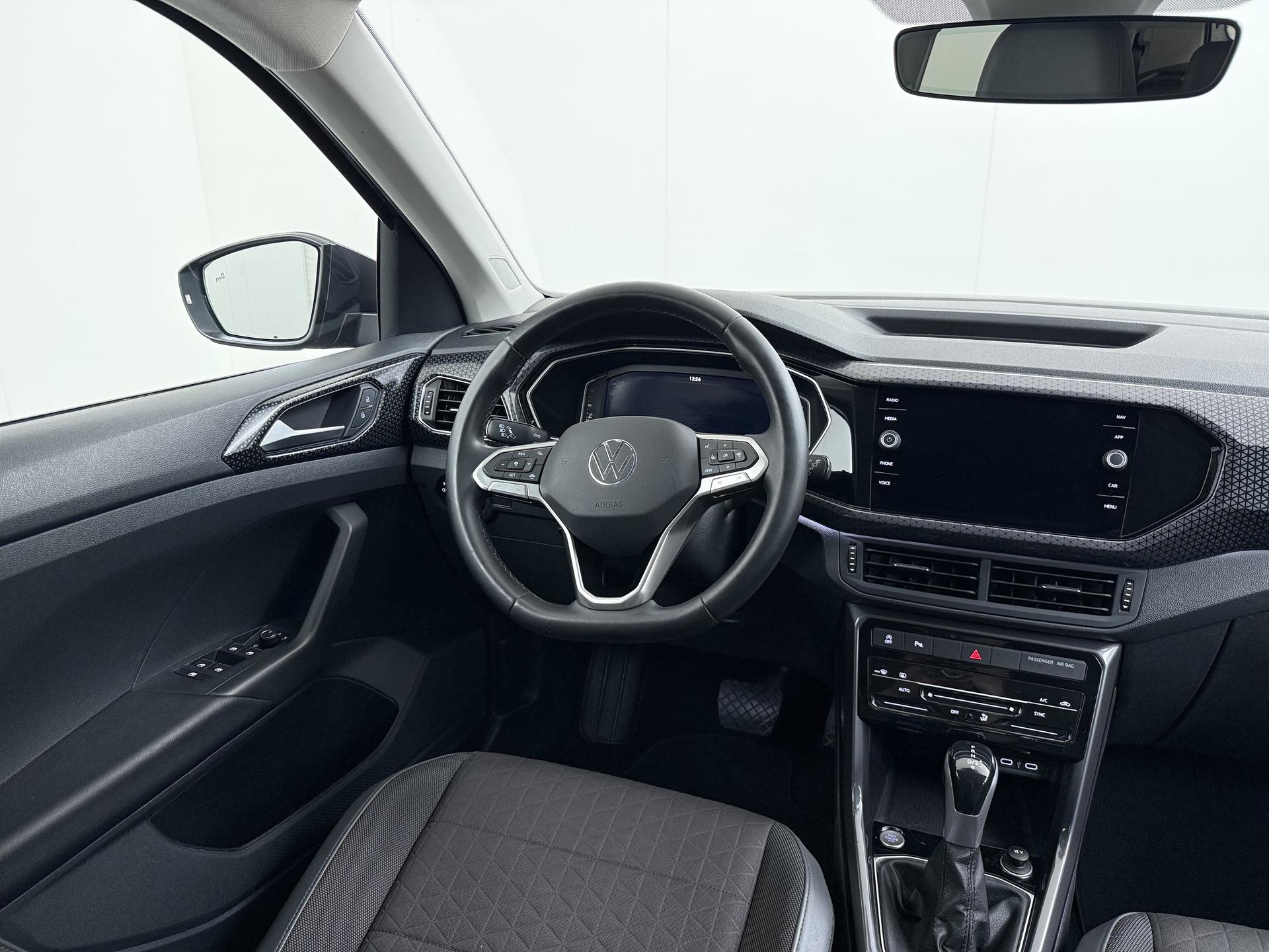 Foto van Volkswagen T-cross