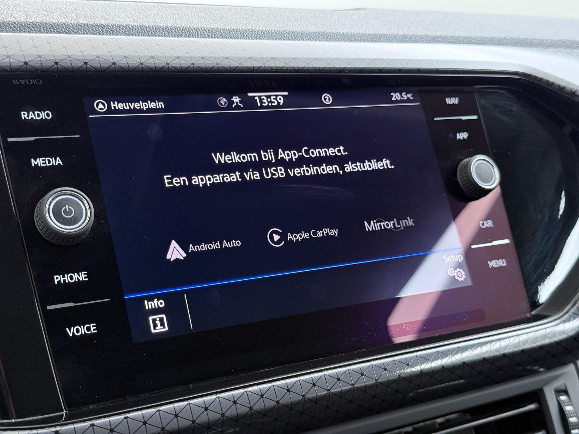 Foto van Volkswagen T-cross