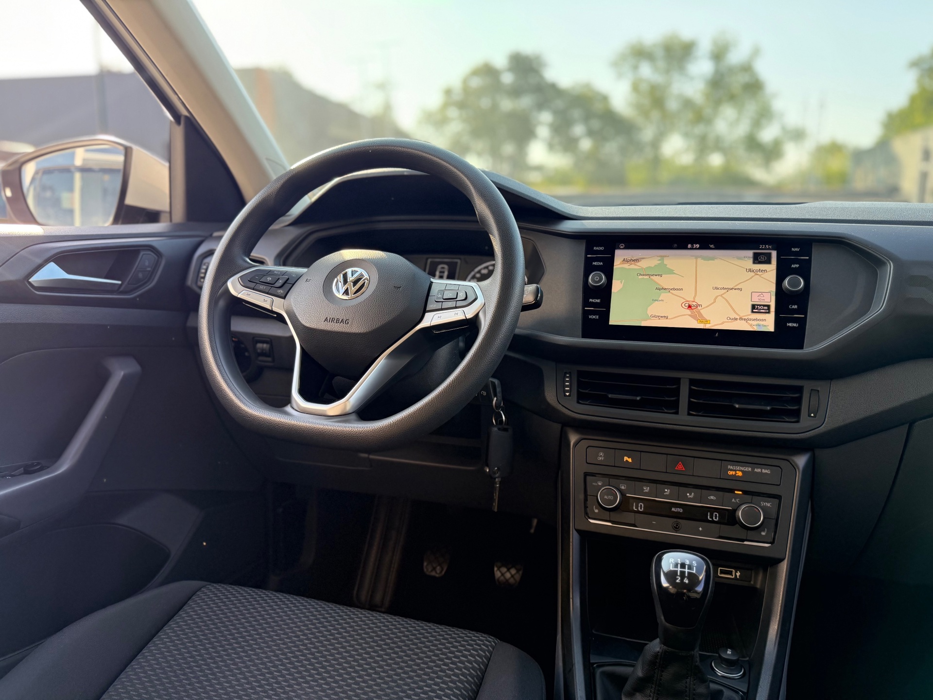 Foto van Volkswagen T-cross