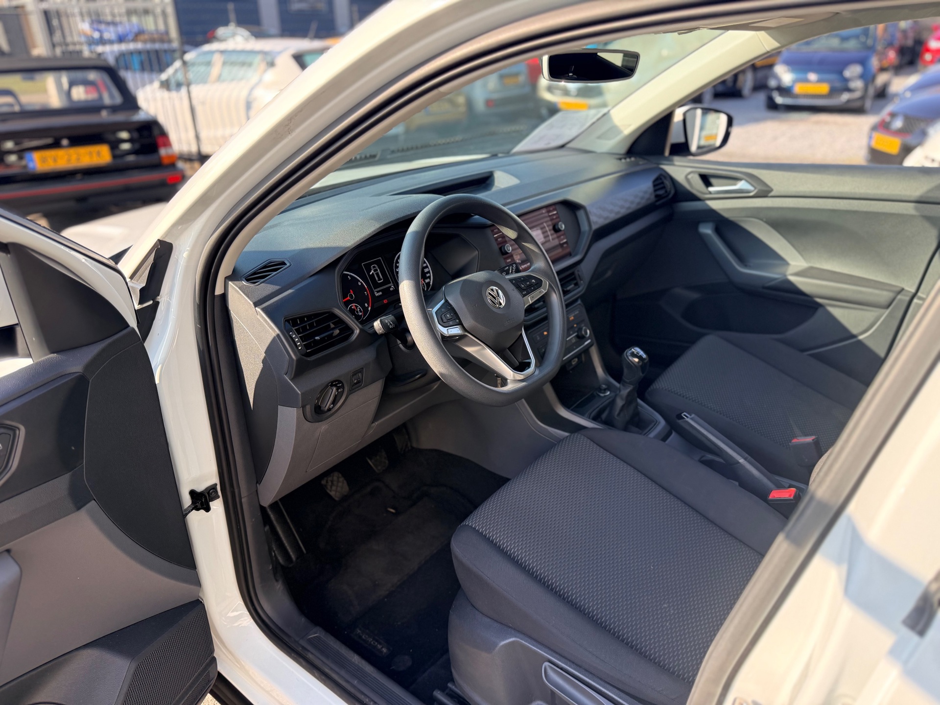 Foto van Volkswagen T-cross
