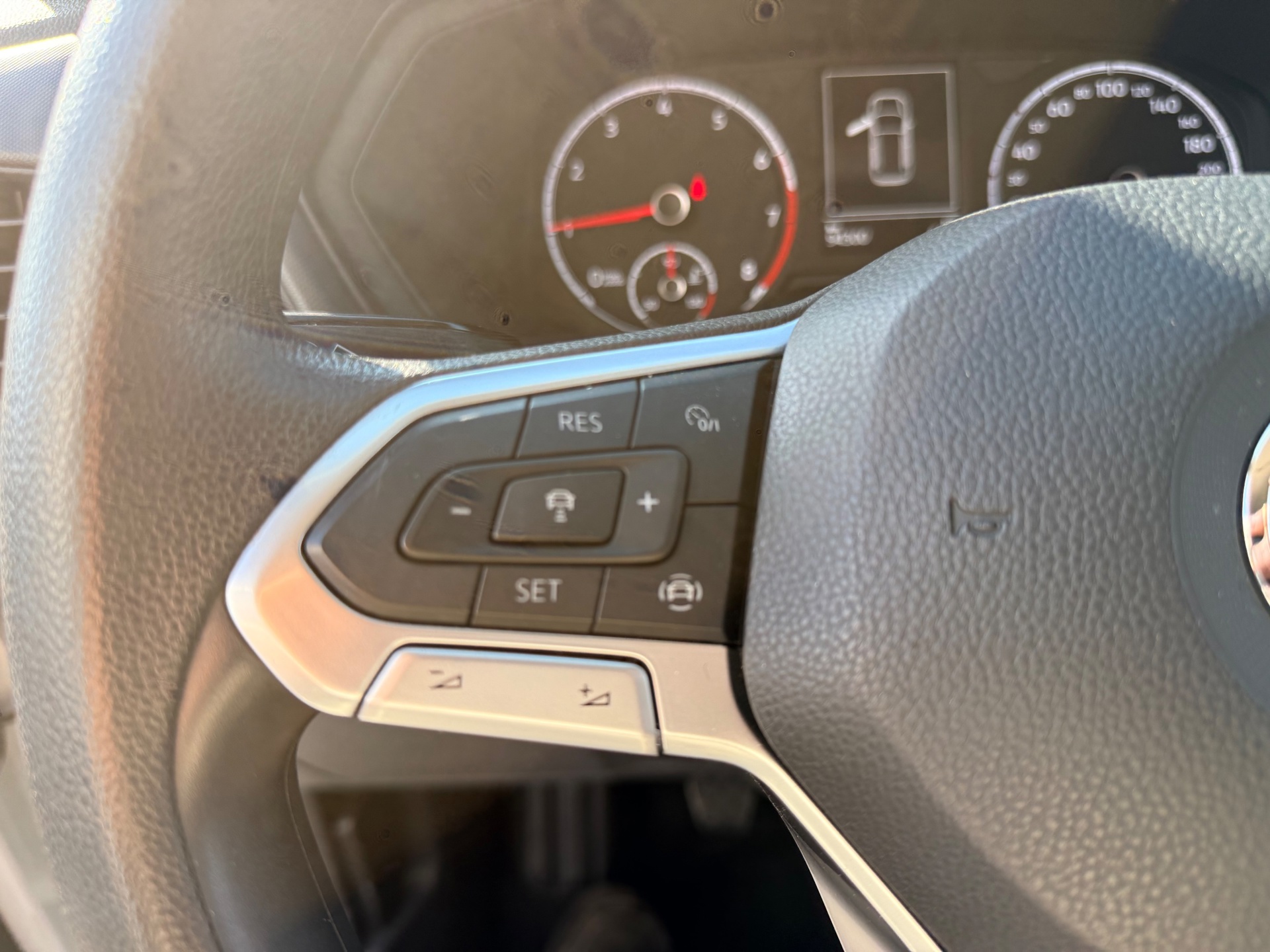 Foto van Volkswagen T-cross