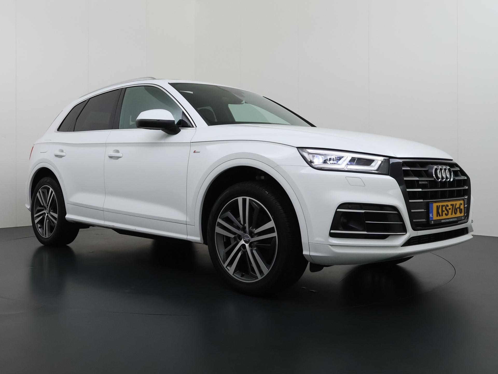 Foto van Audi Q5 55 TFSI E