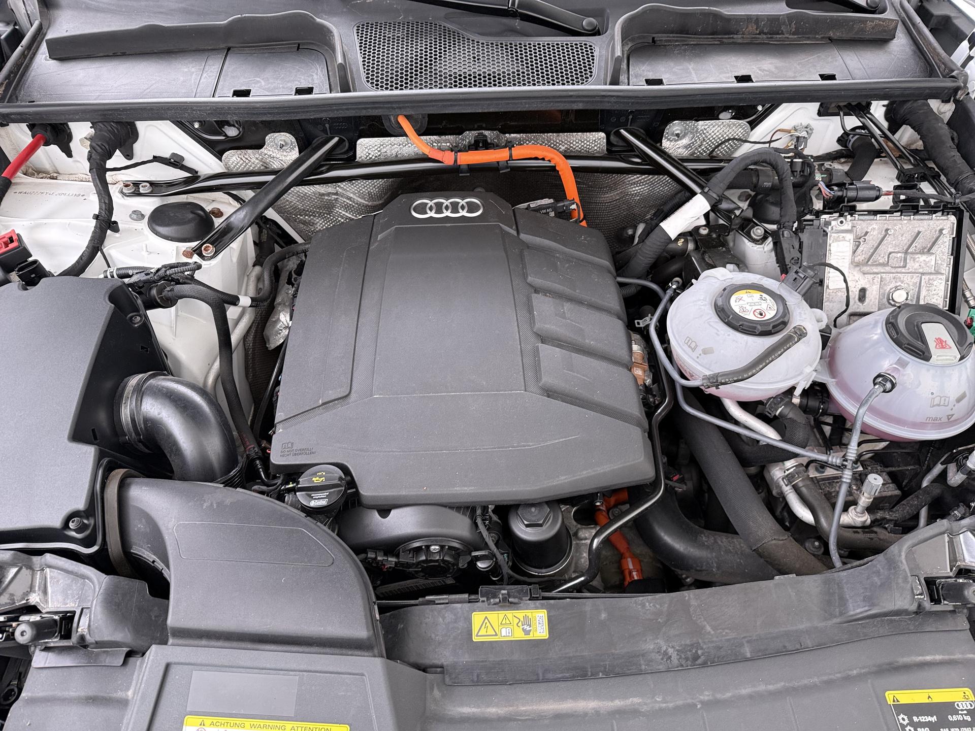 Foto van Audi Q5 55 TFSI E