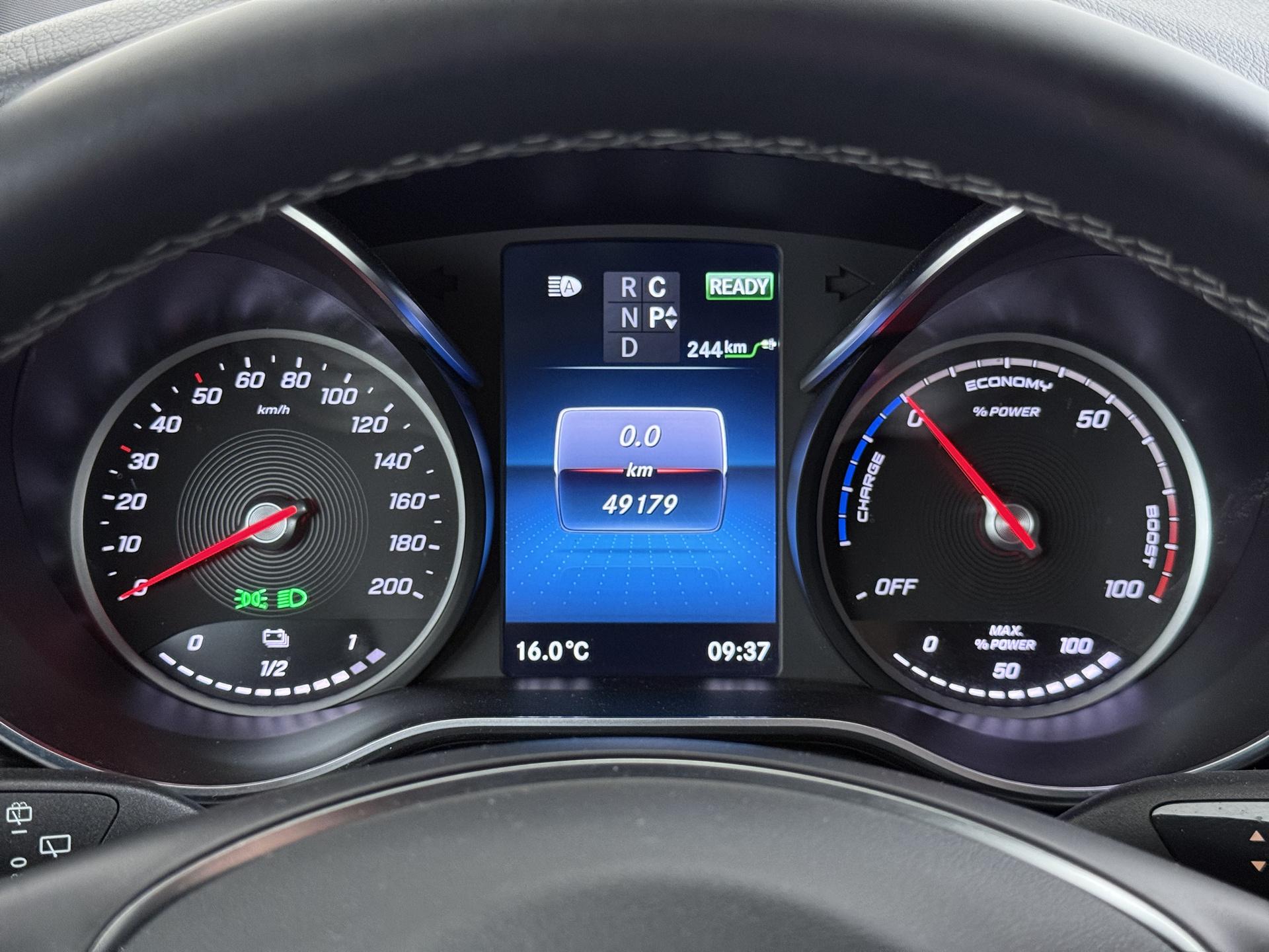 Foto van Mercedes-Benz Eqv