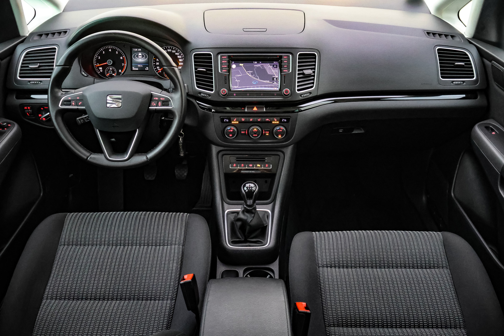 Foto van Seat Alhambra