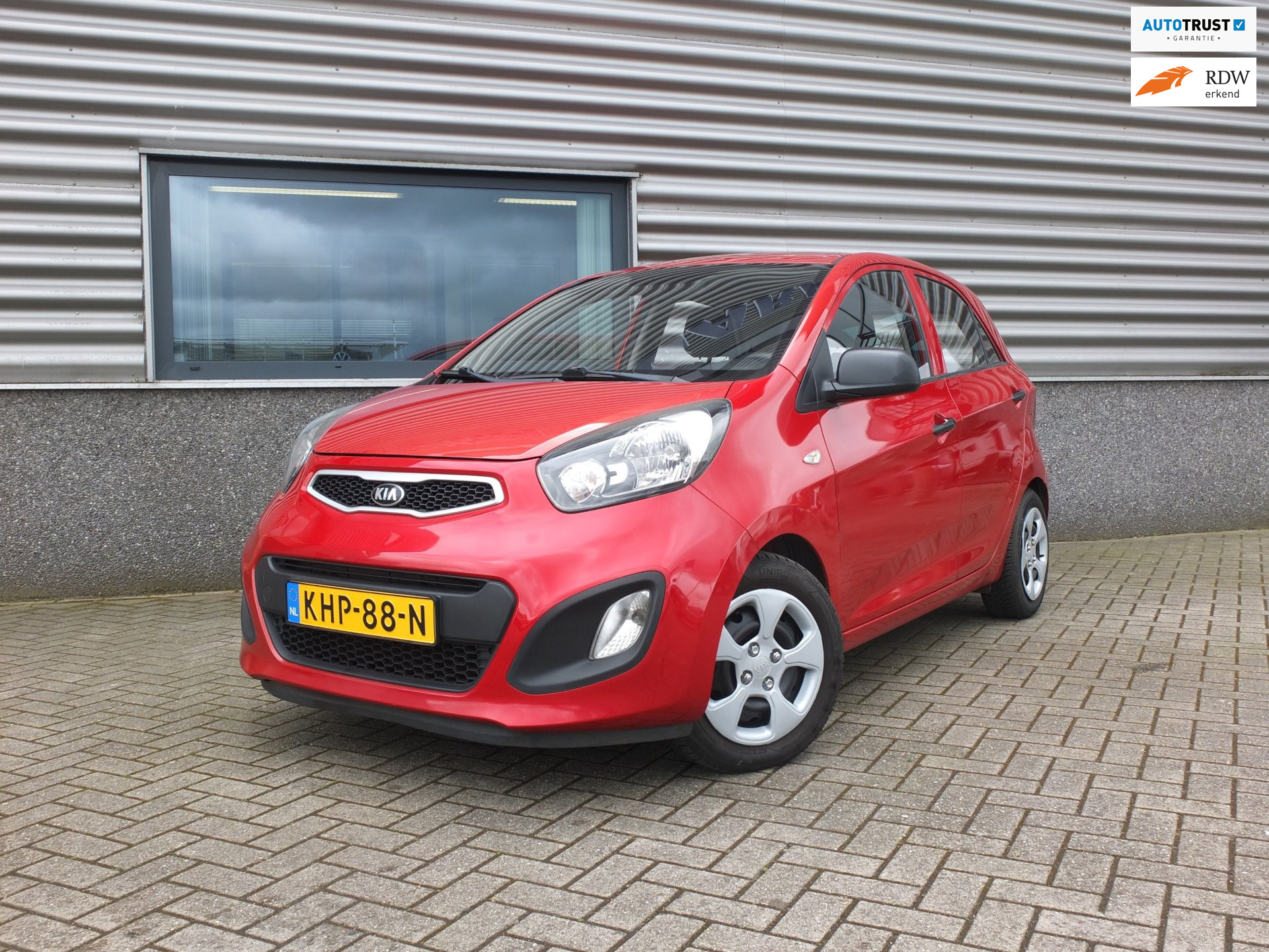 Kia Picanto 1.0 World Cup | CarPlay | Airco | Nieuwe APK | Zuinig | Nette staat 2014 - voorkant