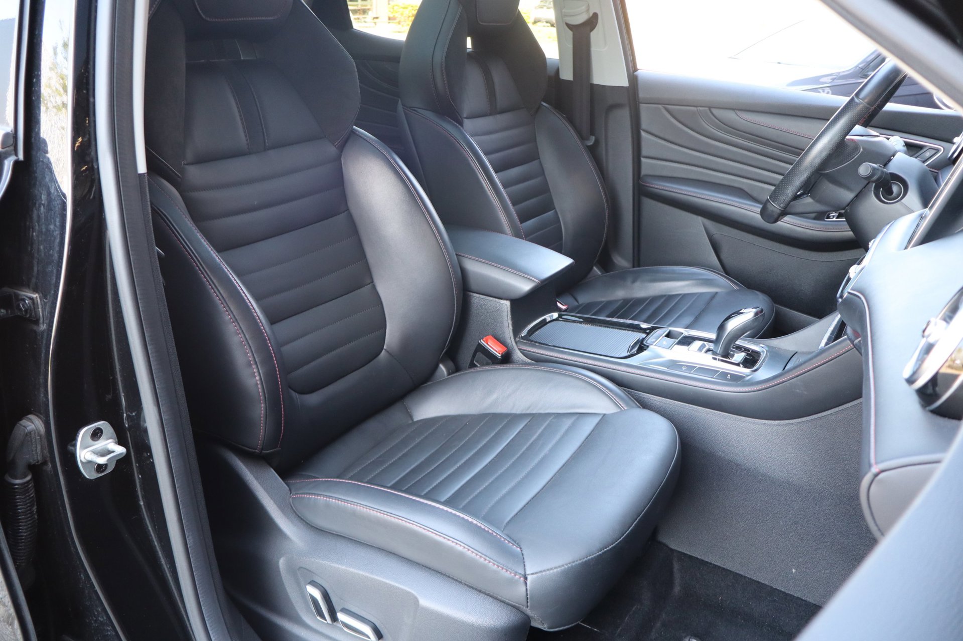 Foto van MG MG Ehs Plug-in Hybrid