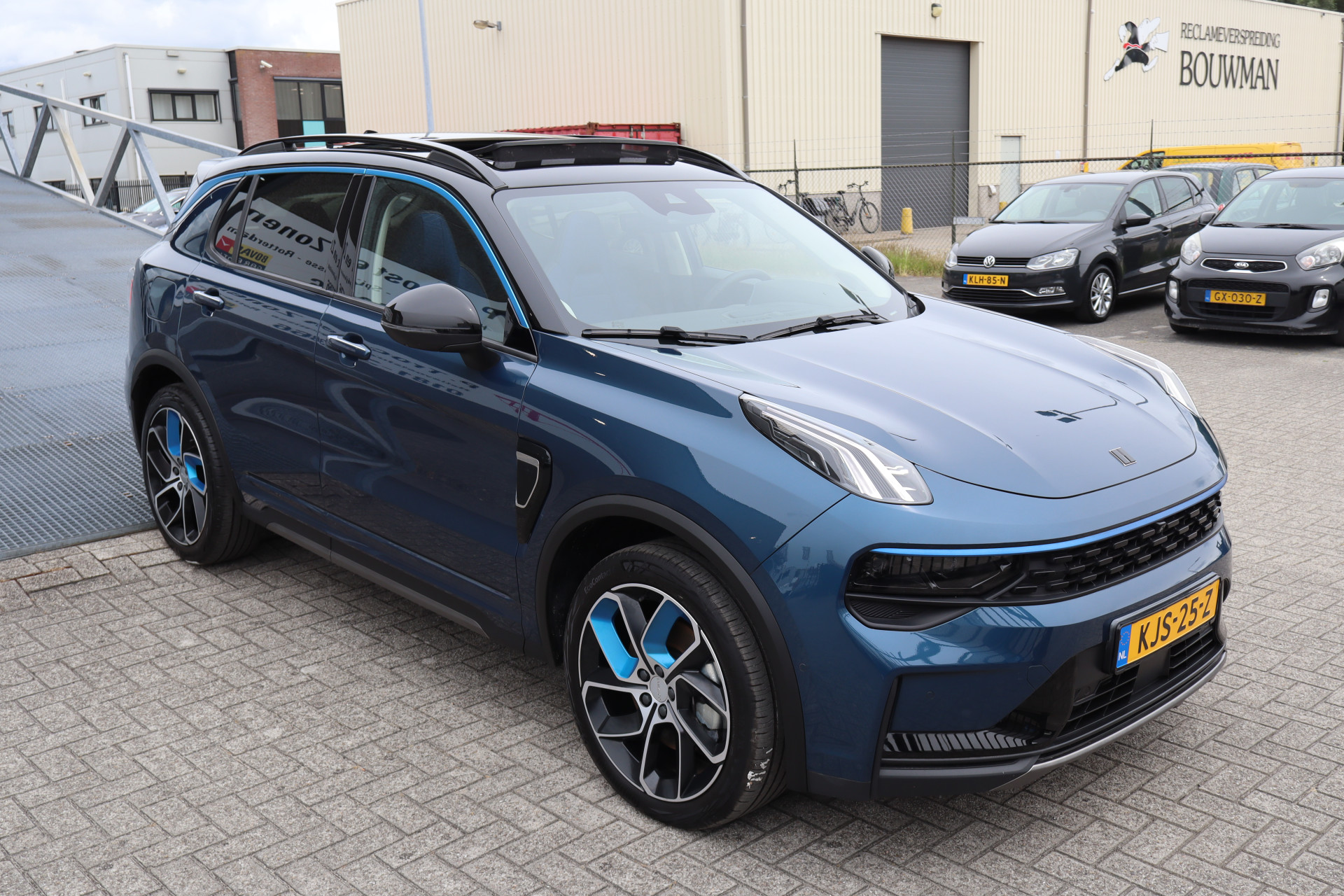 Foto van Lynk&co LYNK & Co 01