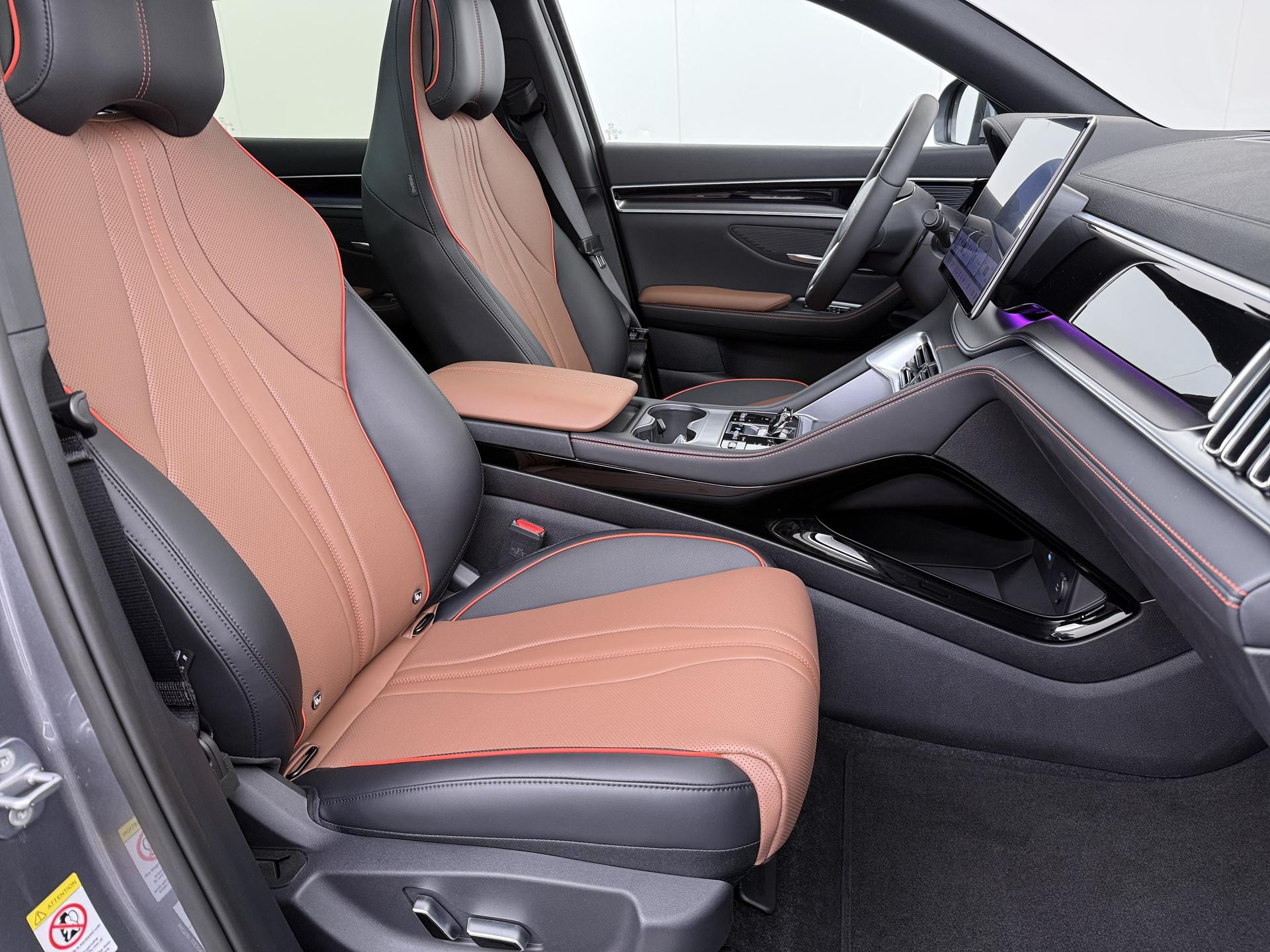Foto van BYD BYD Seal U Dm-i