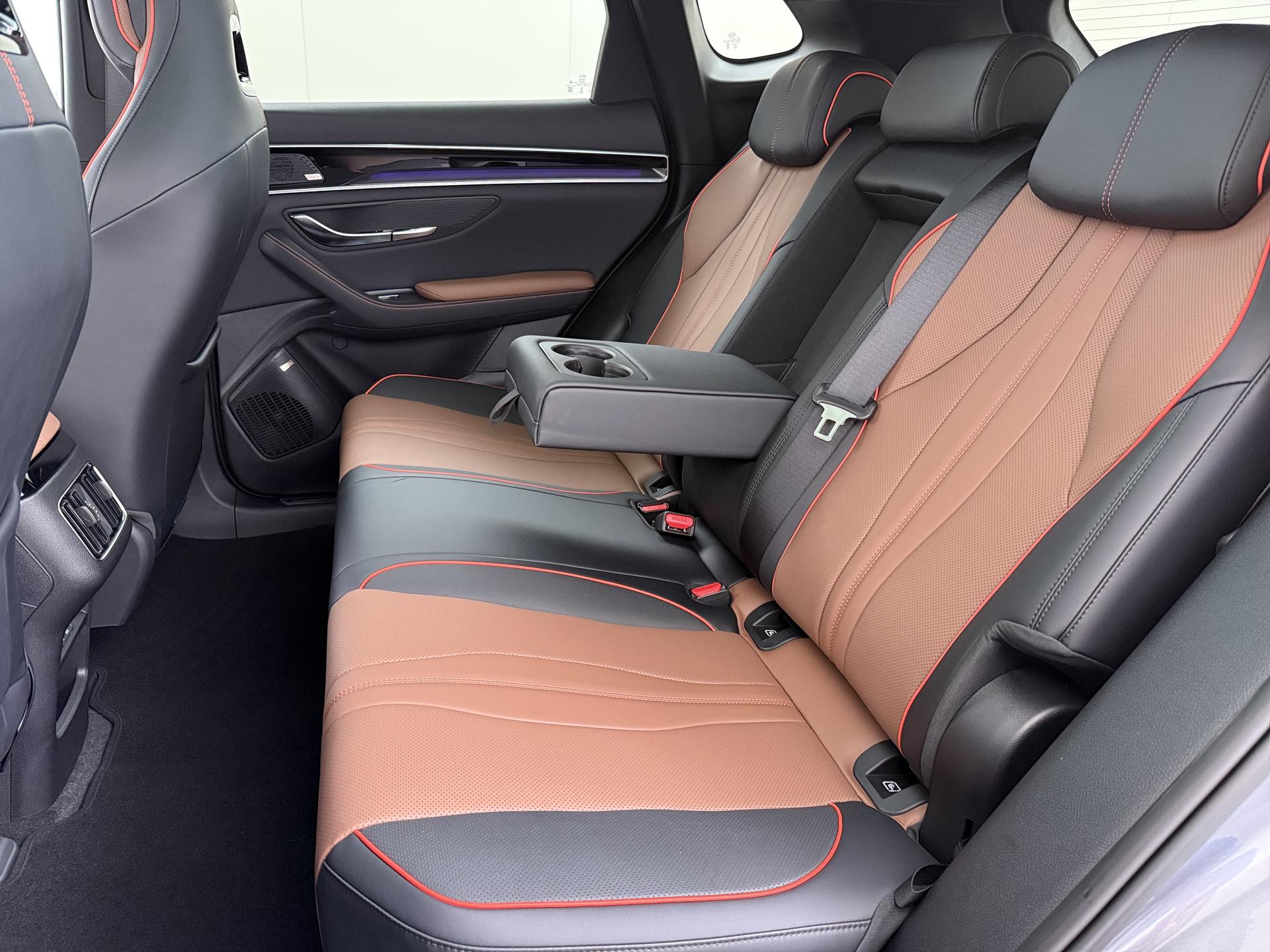 Foto van BYD BYD Seal U Dm-i
