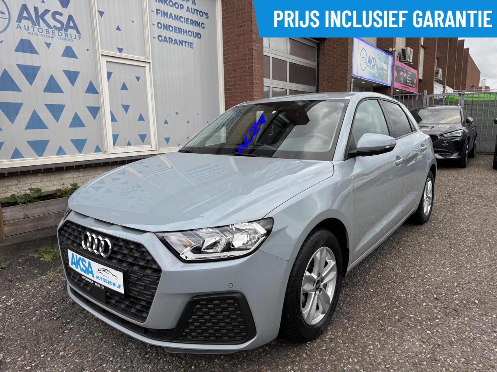 Audi A1 Sportback 25 TFSI  95pk Pro Line S-Tronic Garantie LaneAssist Navi CarPlay 2024 - voorkant
