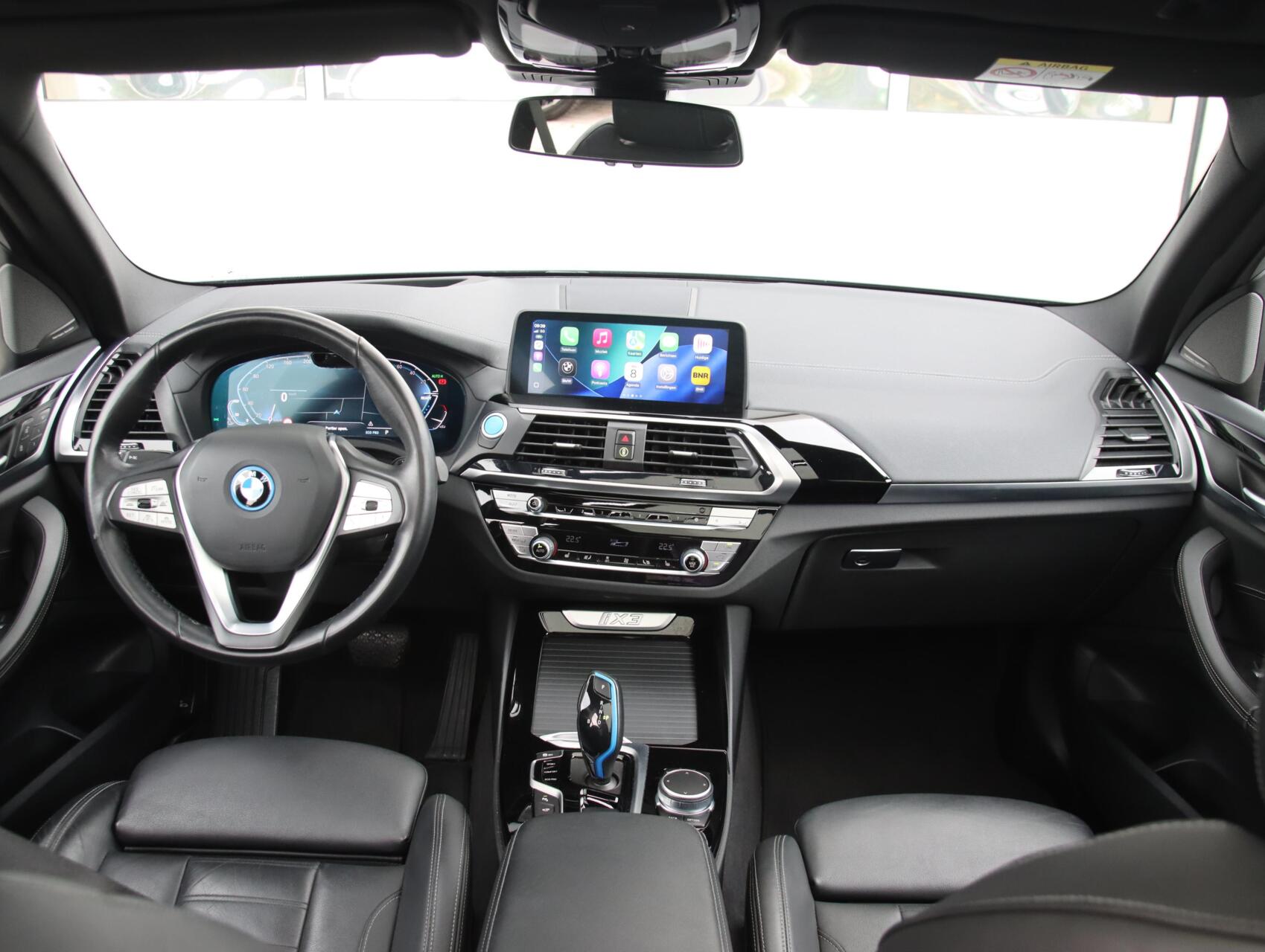 Foto van BMW Ix3