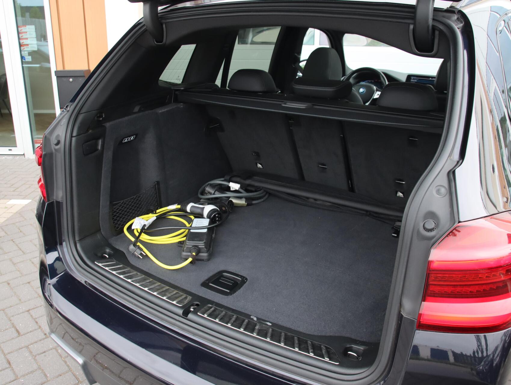Foto van BMW Ix3