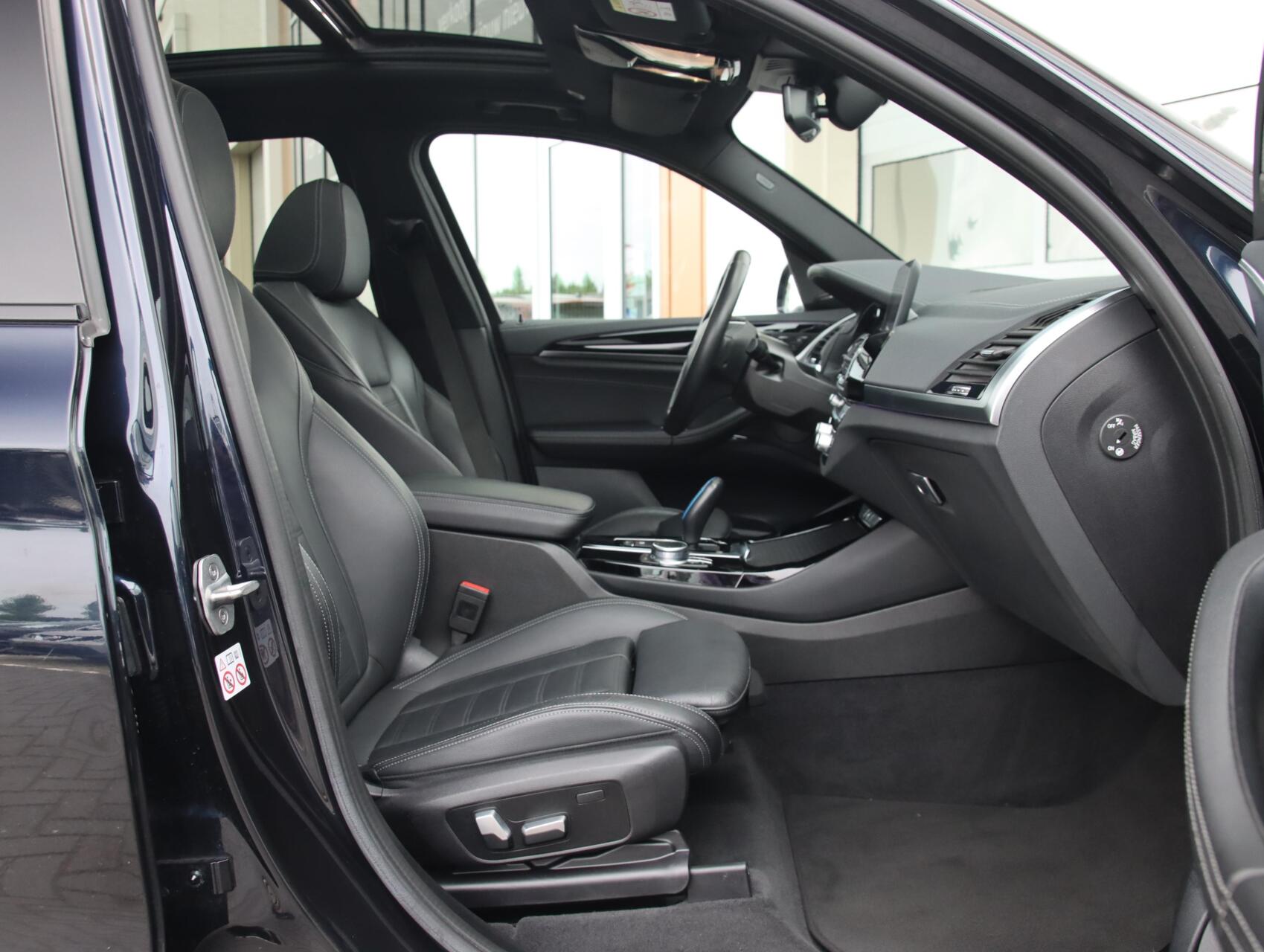 Foto van BMW Ix3