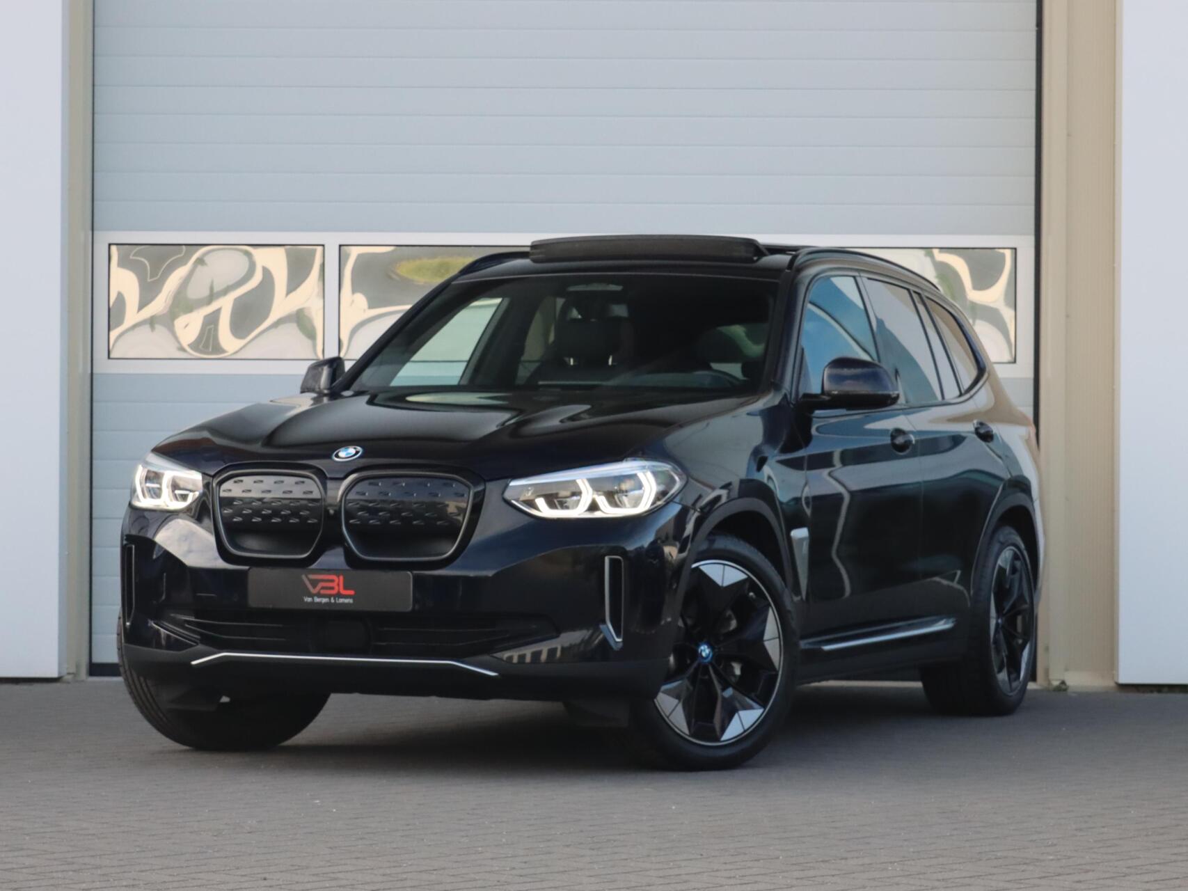 Foto van BMW Ix3