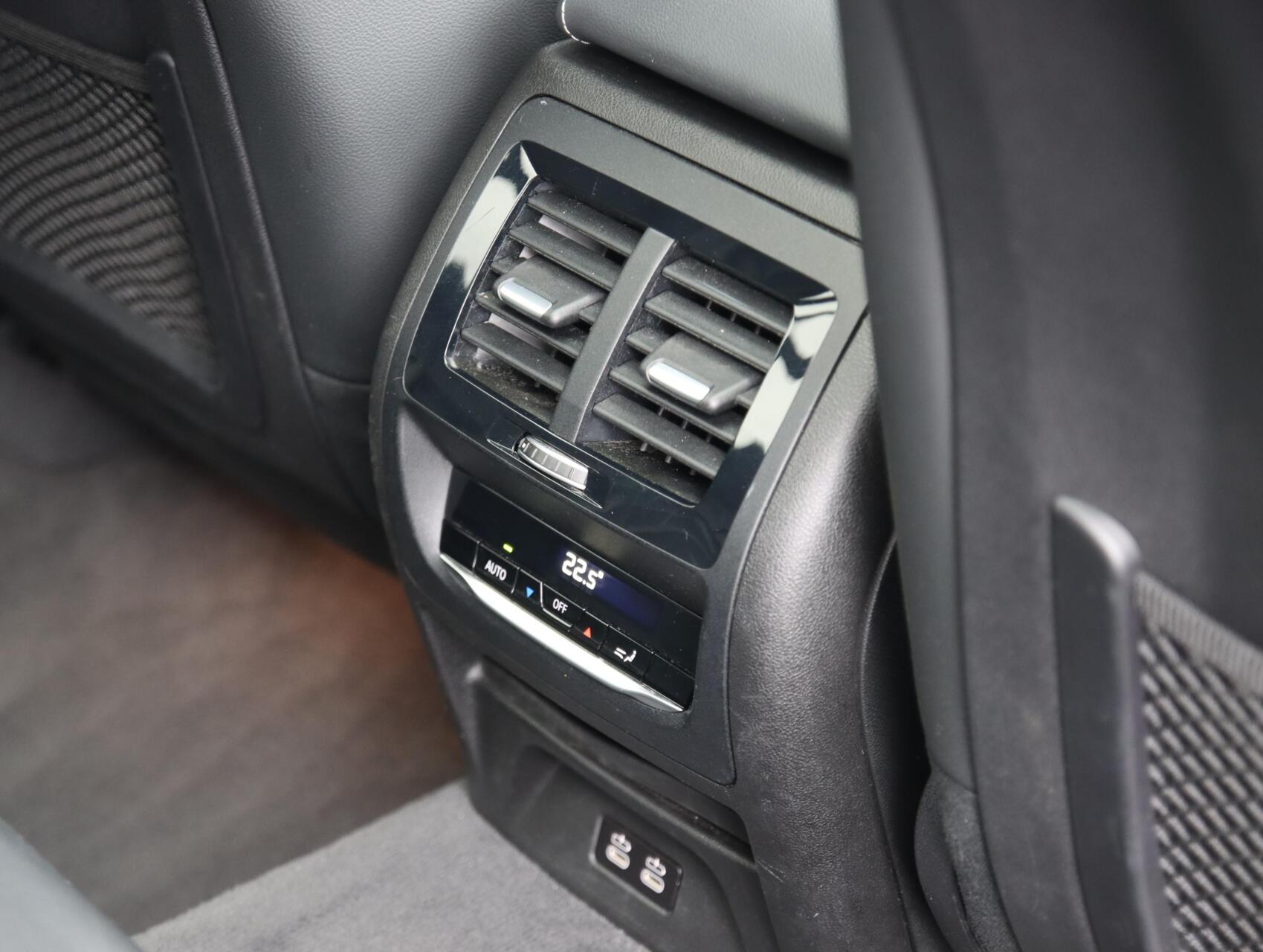 Foto van BMW Ix3