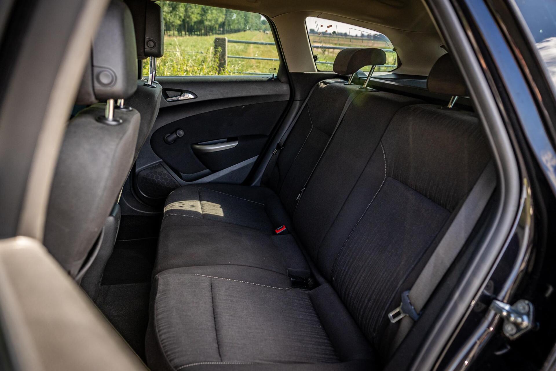 Foto van Opel Astra Sports Tourer