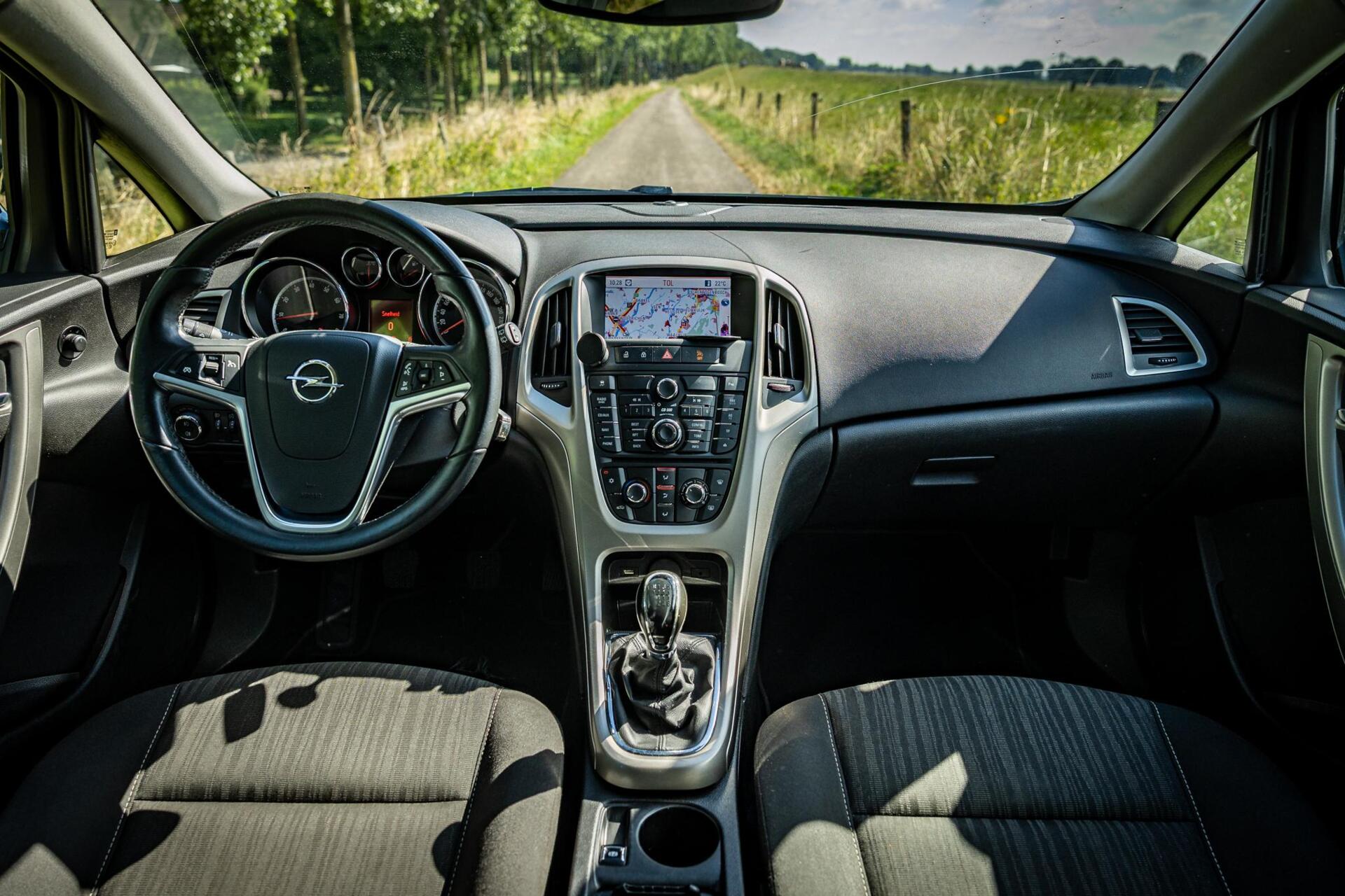 Foto van Opel Astra Sports Tourer
